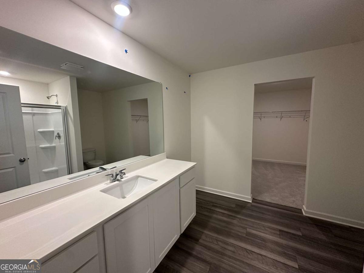 343 Champions Boulevard Property Photo 10