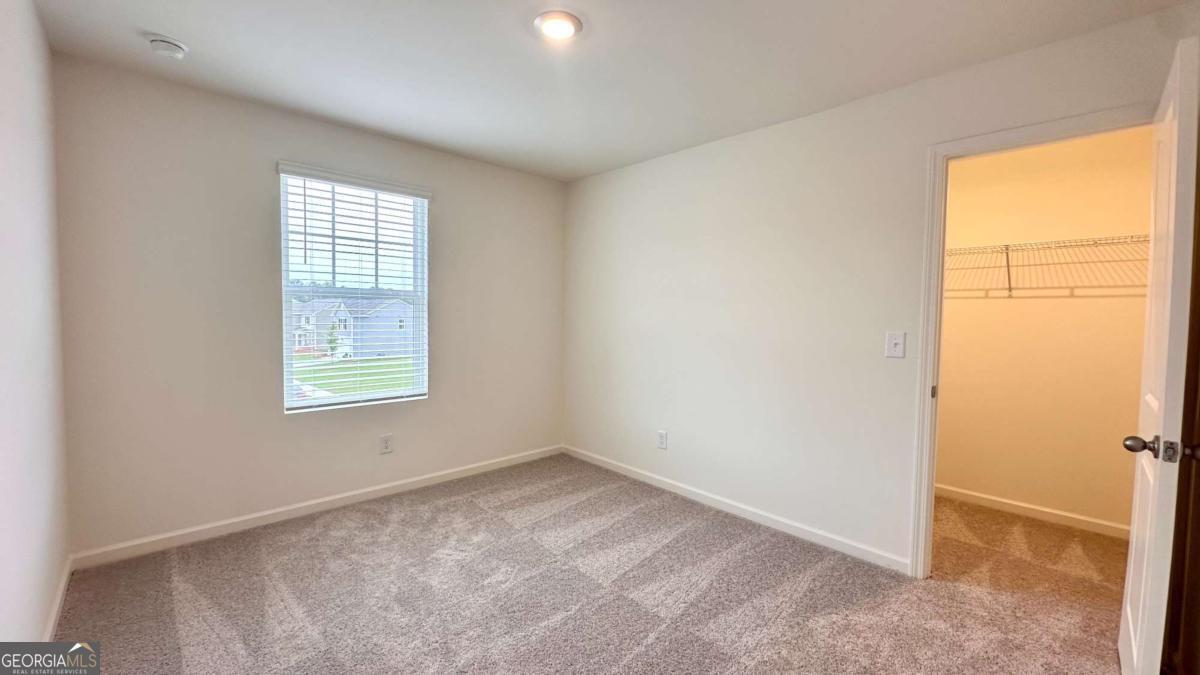 343 Champions Boulevard Property Photo 13