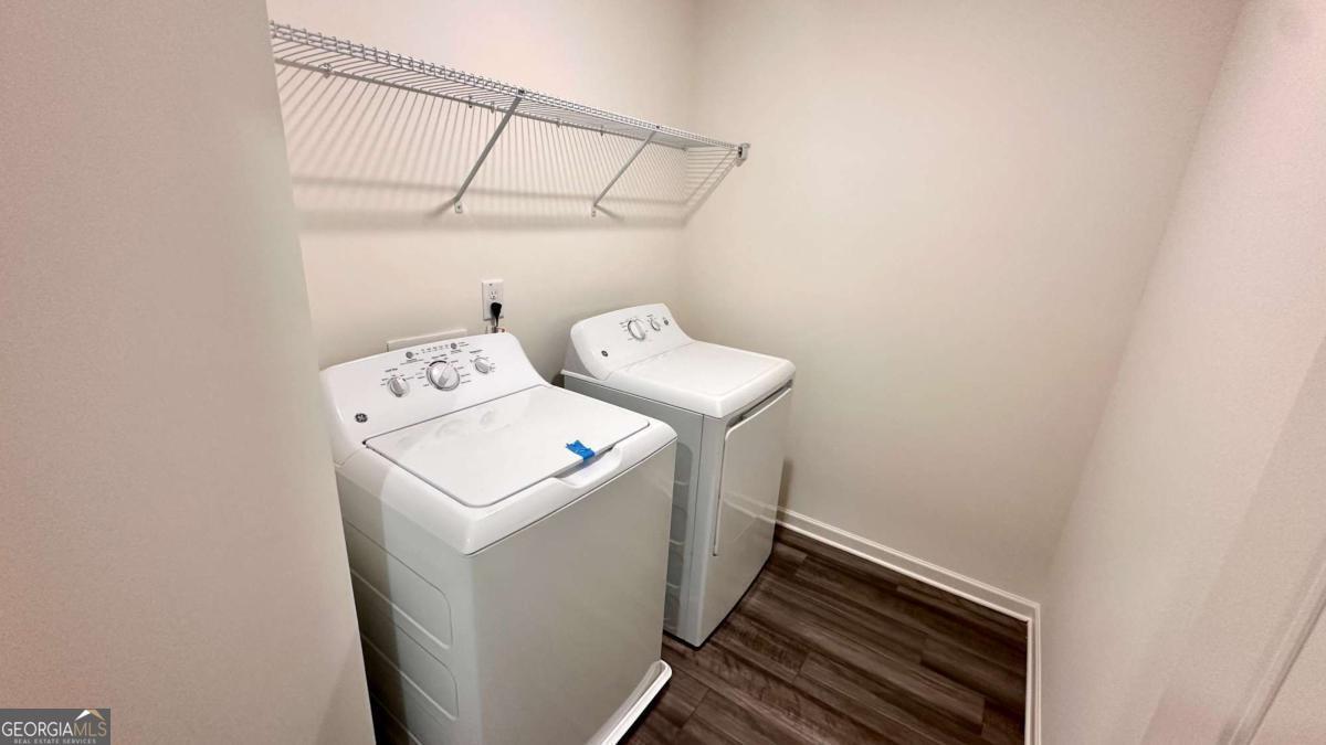 343 Champions Boulevard Property Photo 17