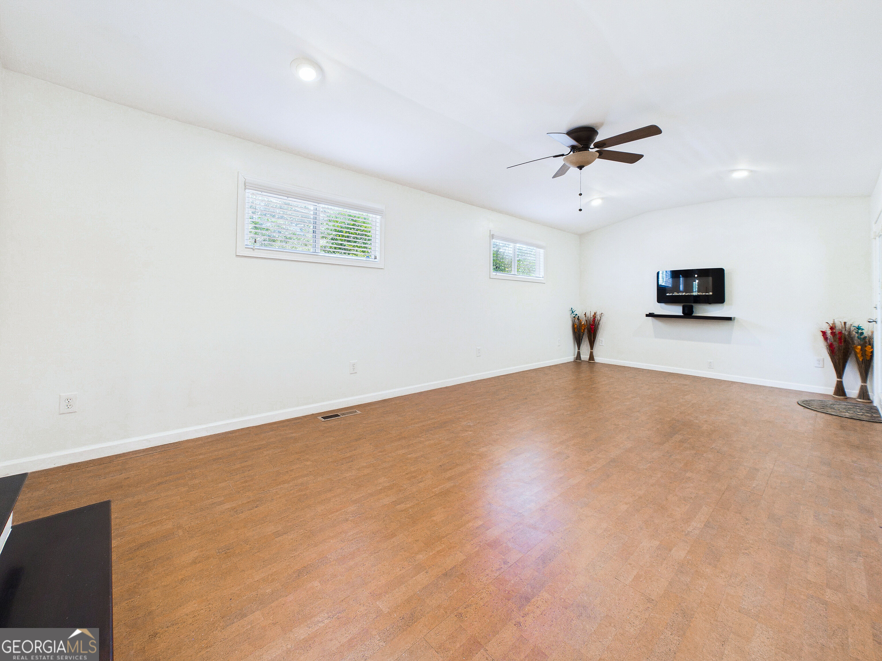 505 Corder Road Property Photo 29