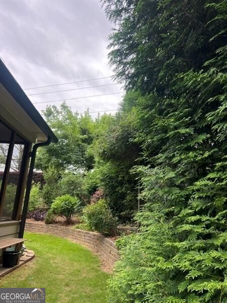 4001 Sovereign Drive Property Photo 46