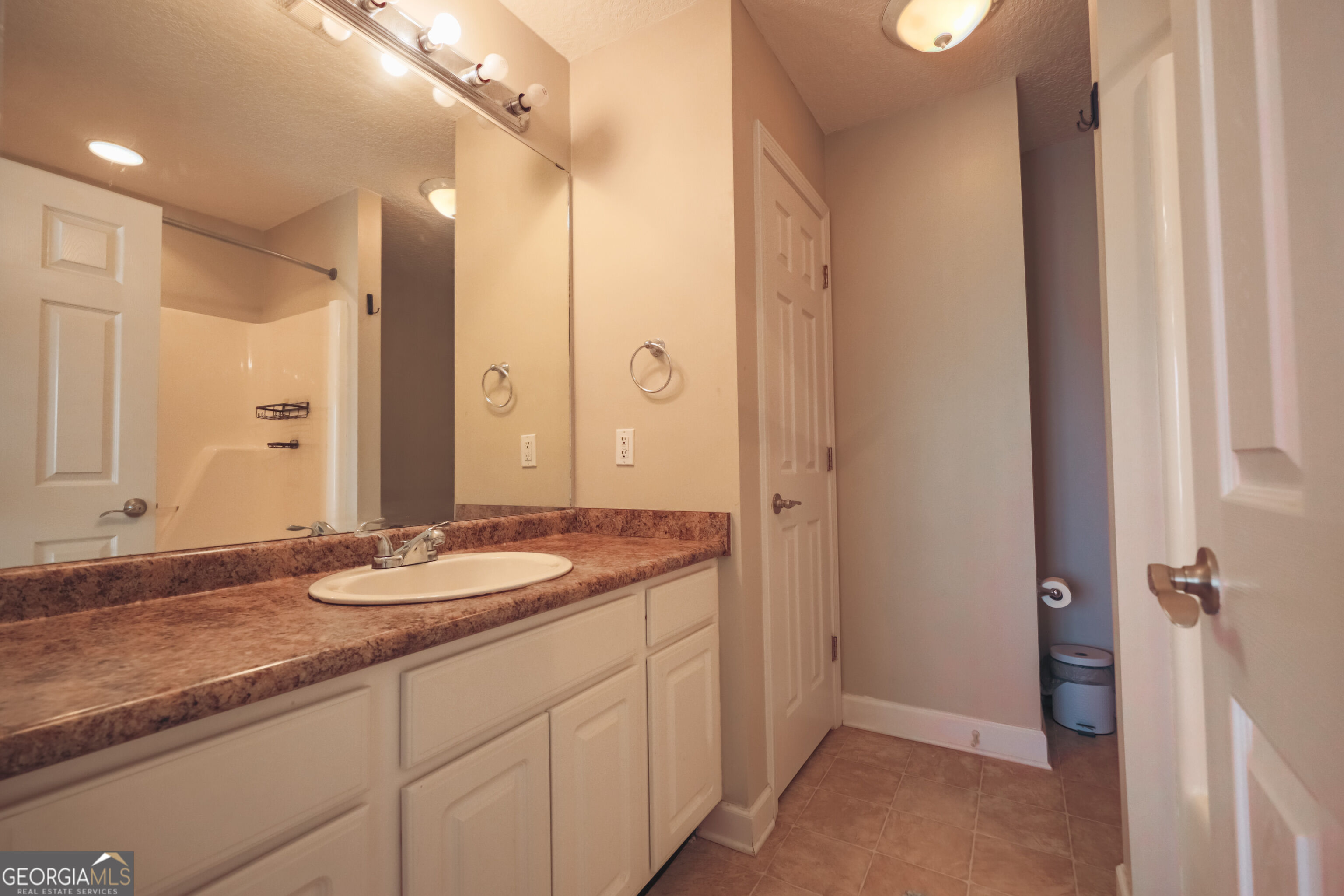 4063 Meadow Circle Property Photo 11