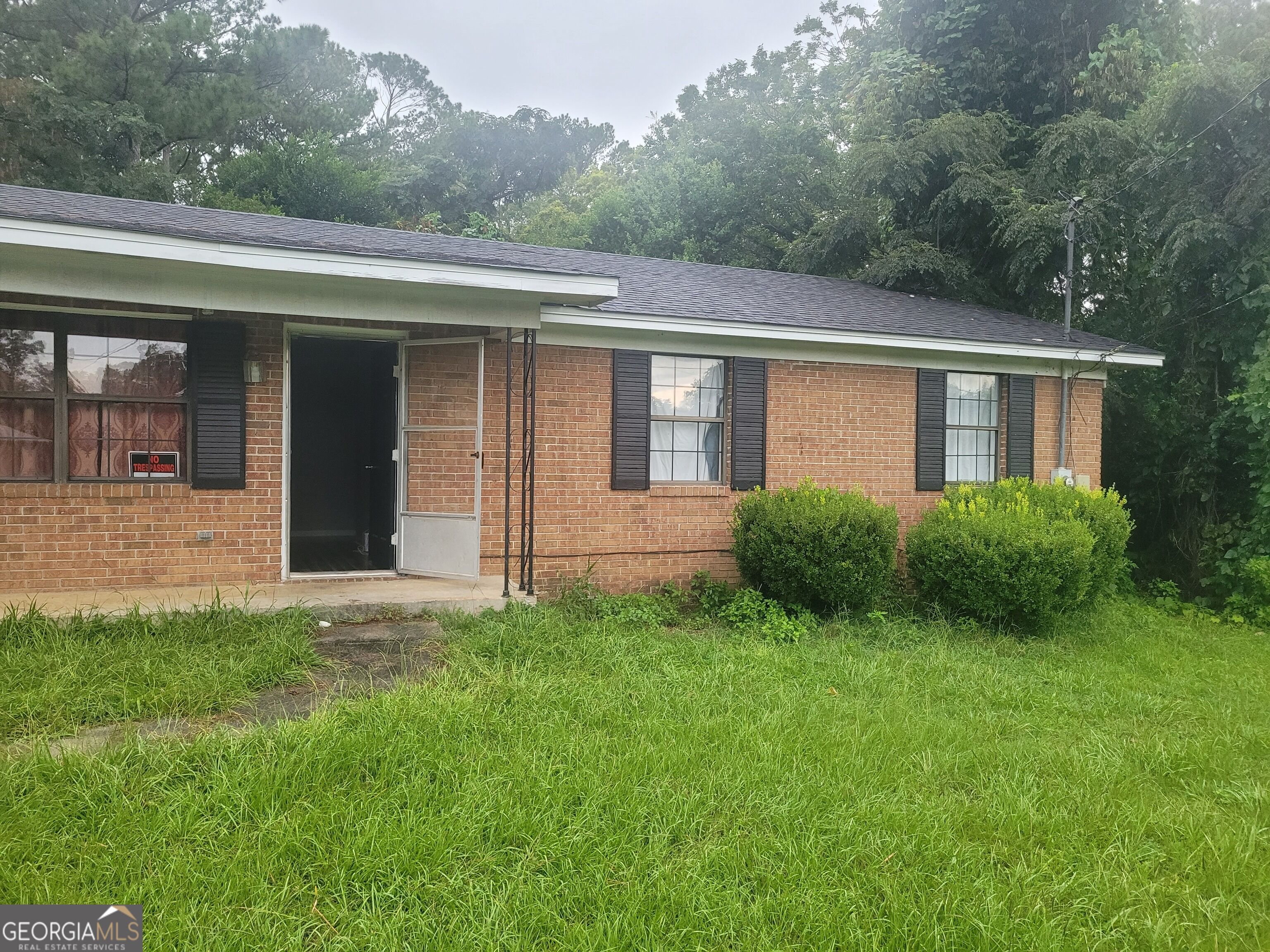1100 N Reddick Road Property Photo 1