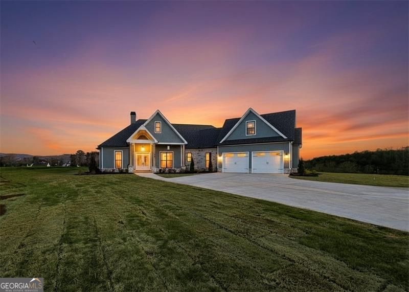 303 Eminence Peak Property Photo 1