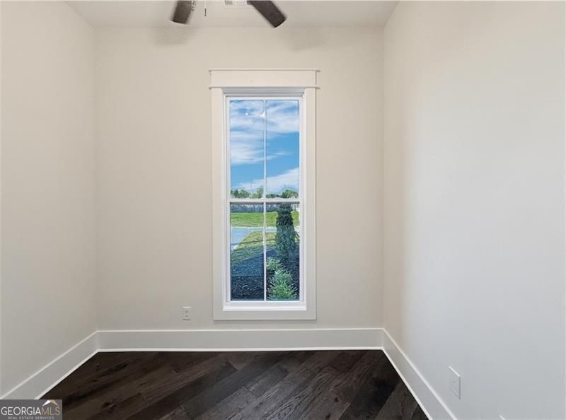 303 Eminence Peak Property Photo 12