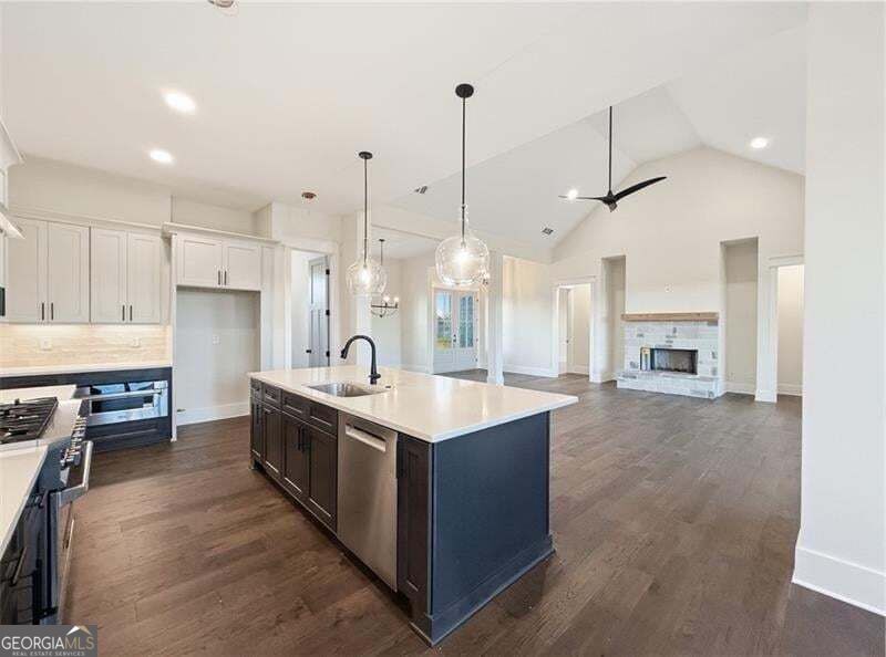 303 Eminence Peak Property Photo 28