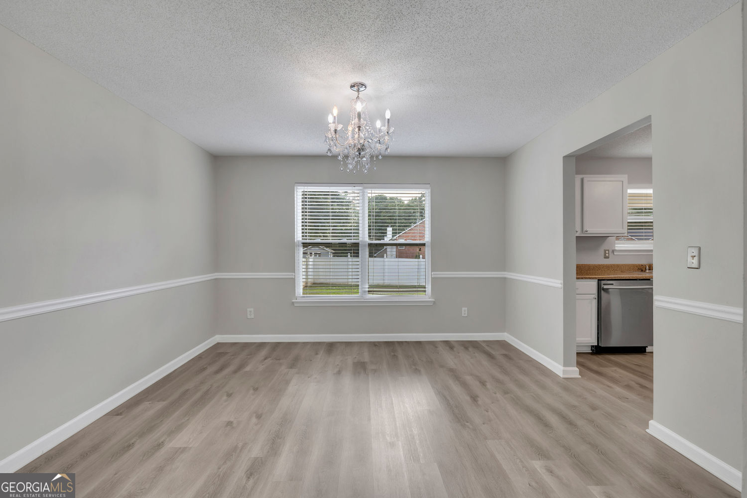 712 Walton Drive Property Photo 9