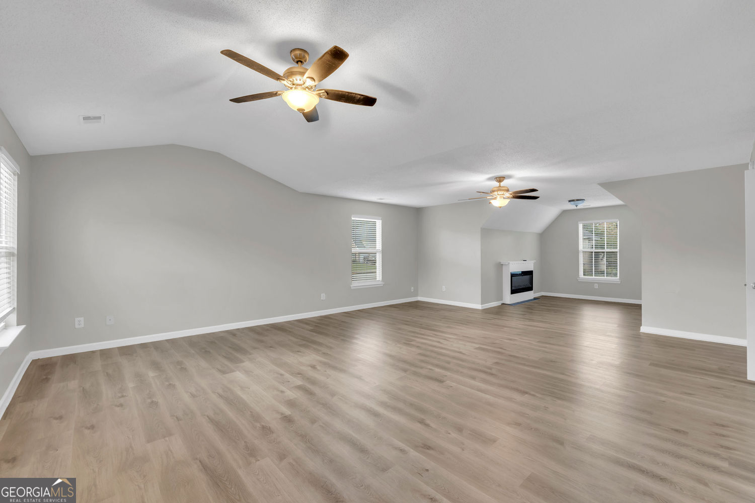 712 Walton Drive Property Photo 18