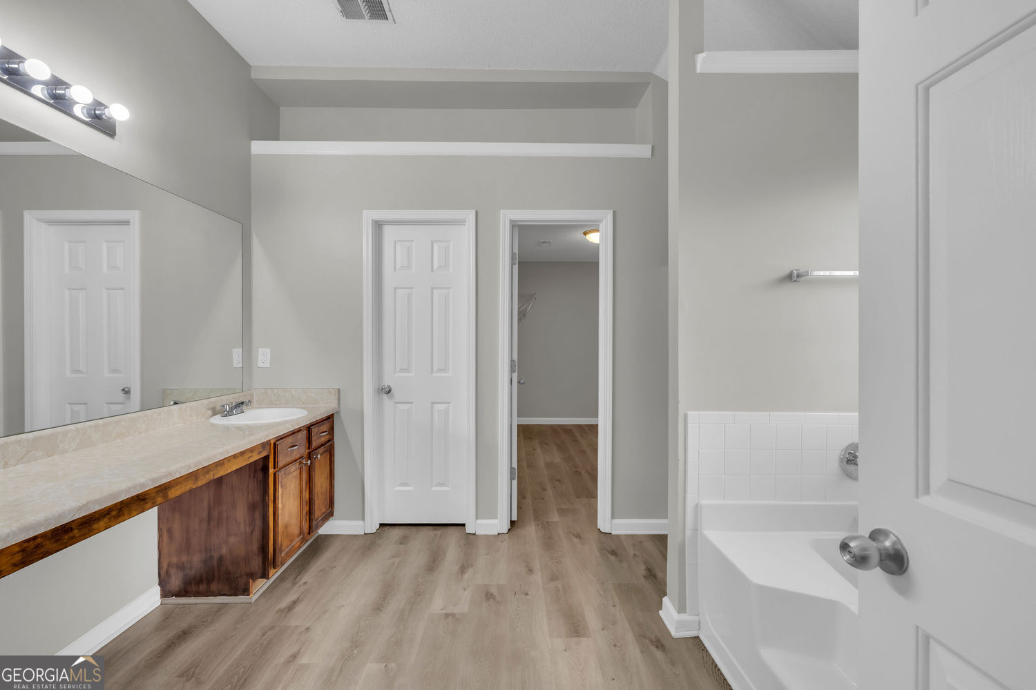 712 Walton Drive Property Photo 19