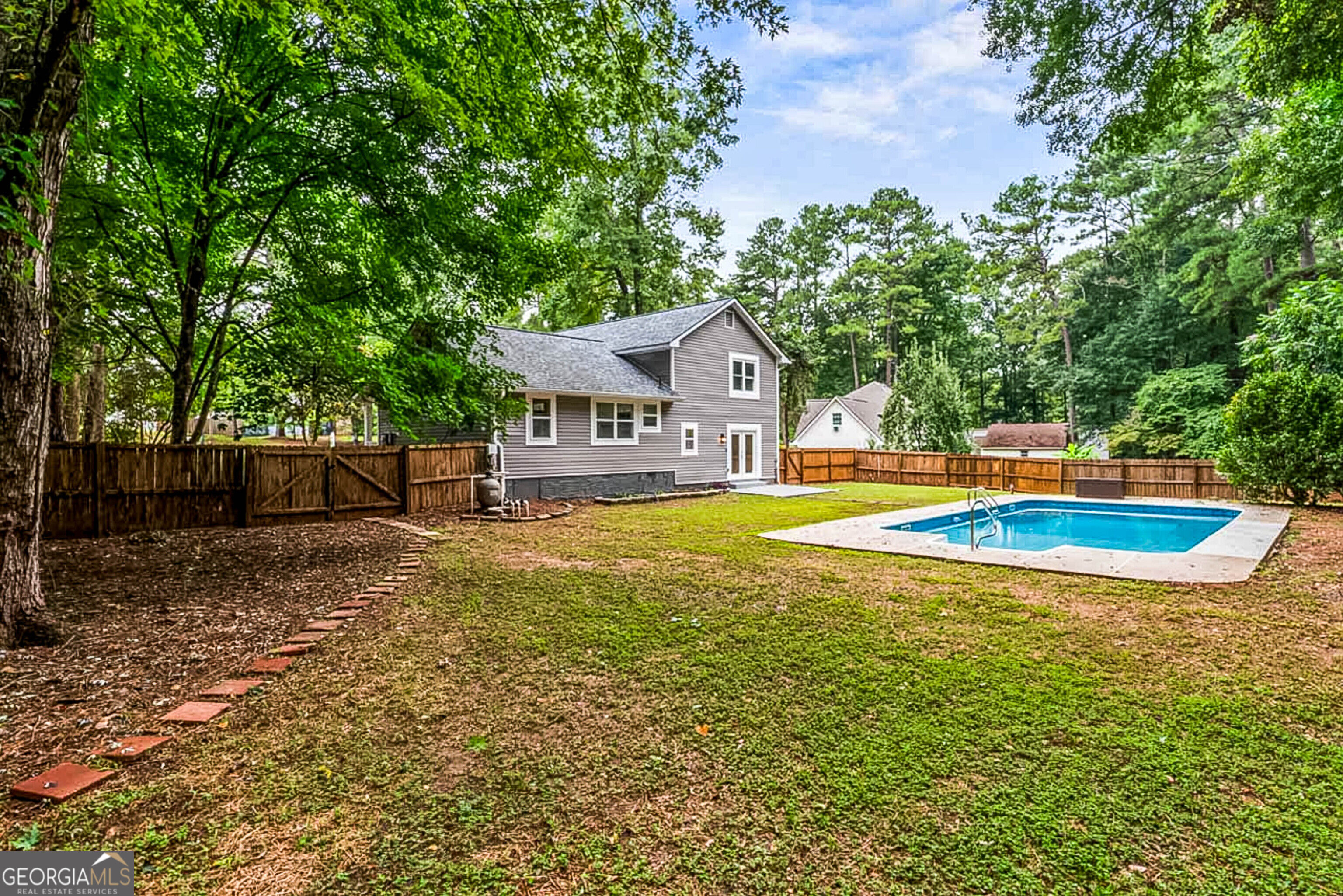 204 Groveland Drive Property Photo 34