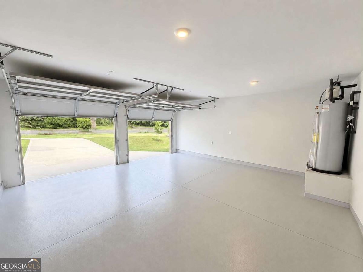 403 Limerick Way Property Photo 7