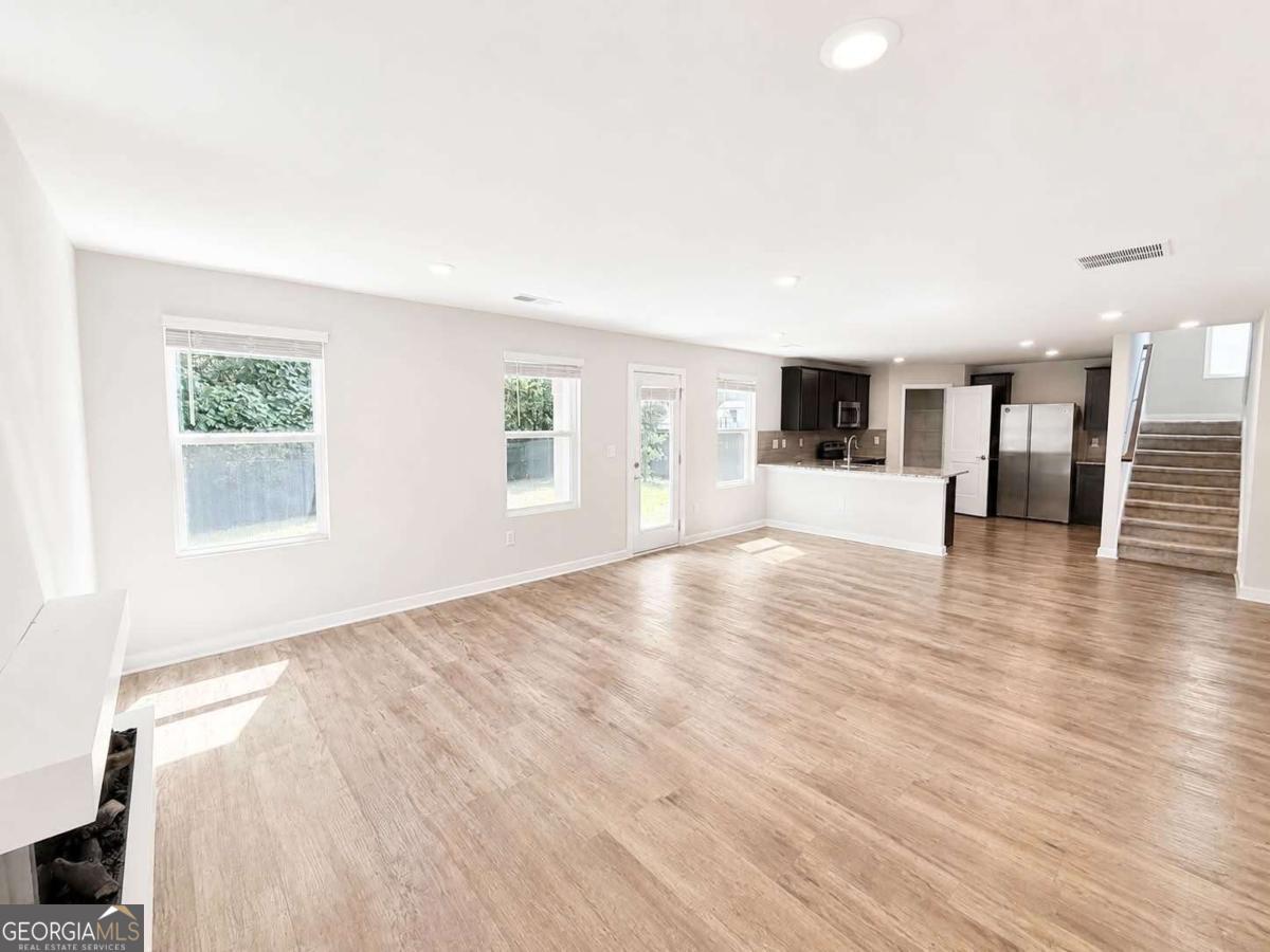 403 Limerick Way Property Photo 13