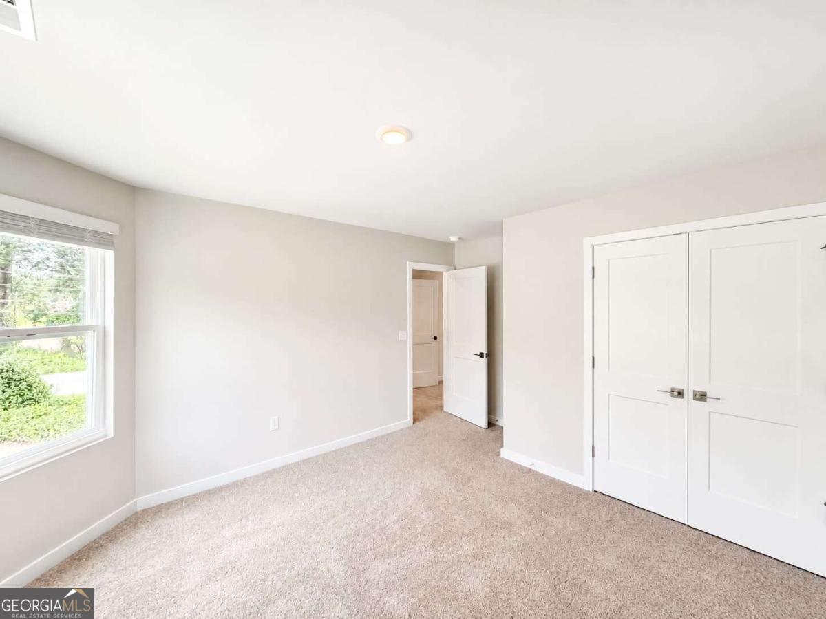 403 Limerick Way Property Photo 25