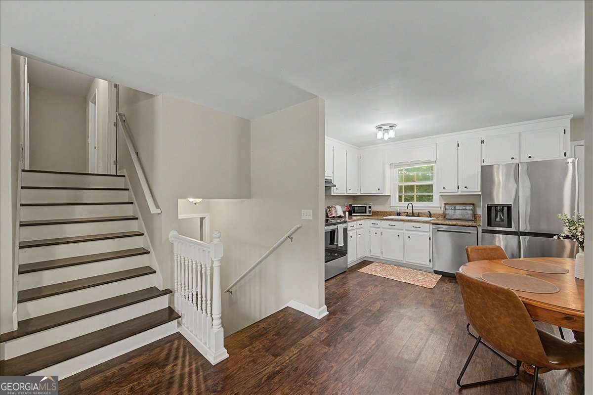 558 Ne Peeples Valley Road Property Photo 11