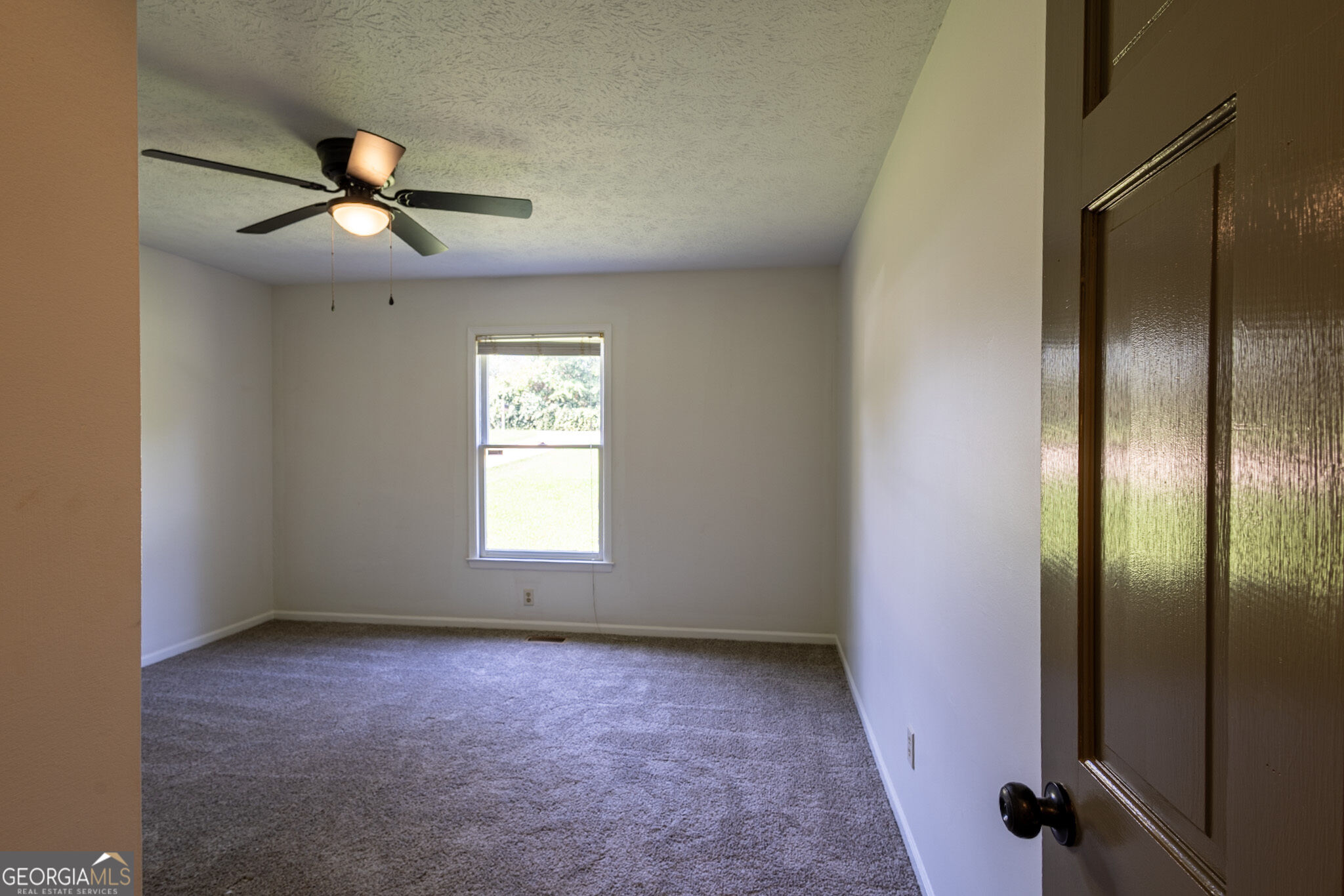 2197 N Jefferson Street Ne Property Photo 7