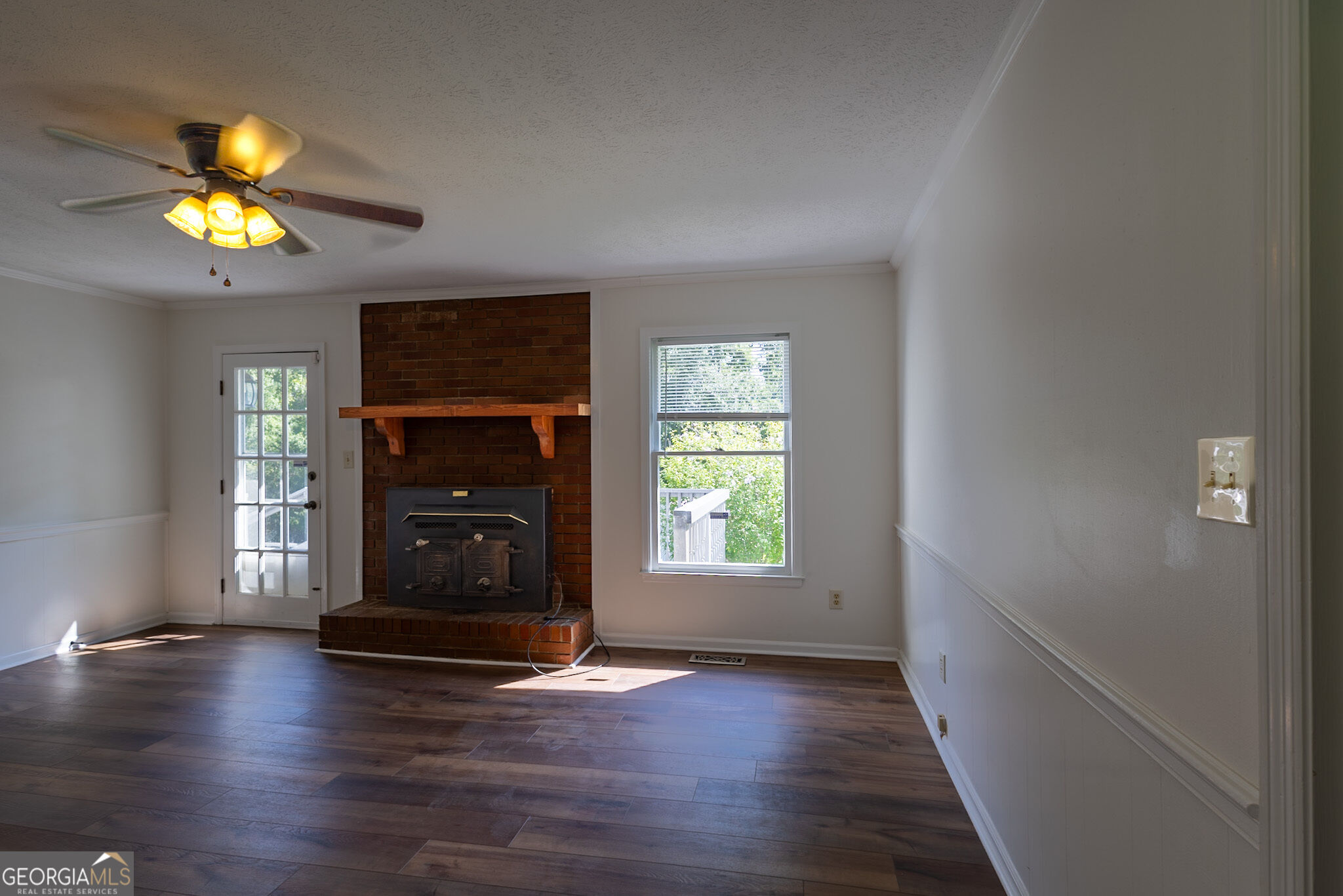 2197 N Jefferson Street Ne Property Photo 17