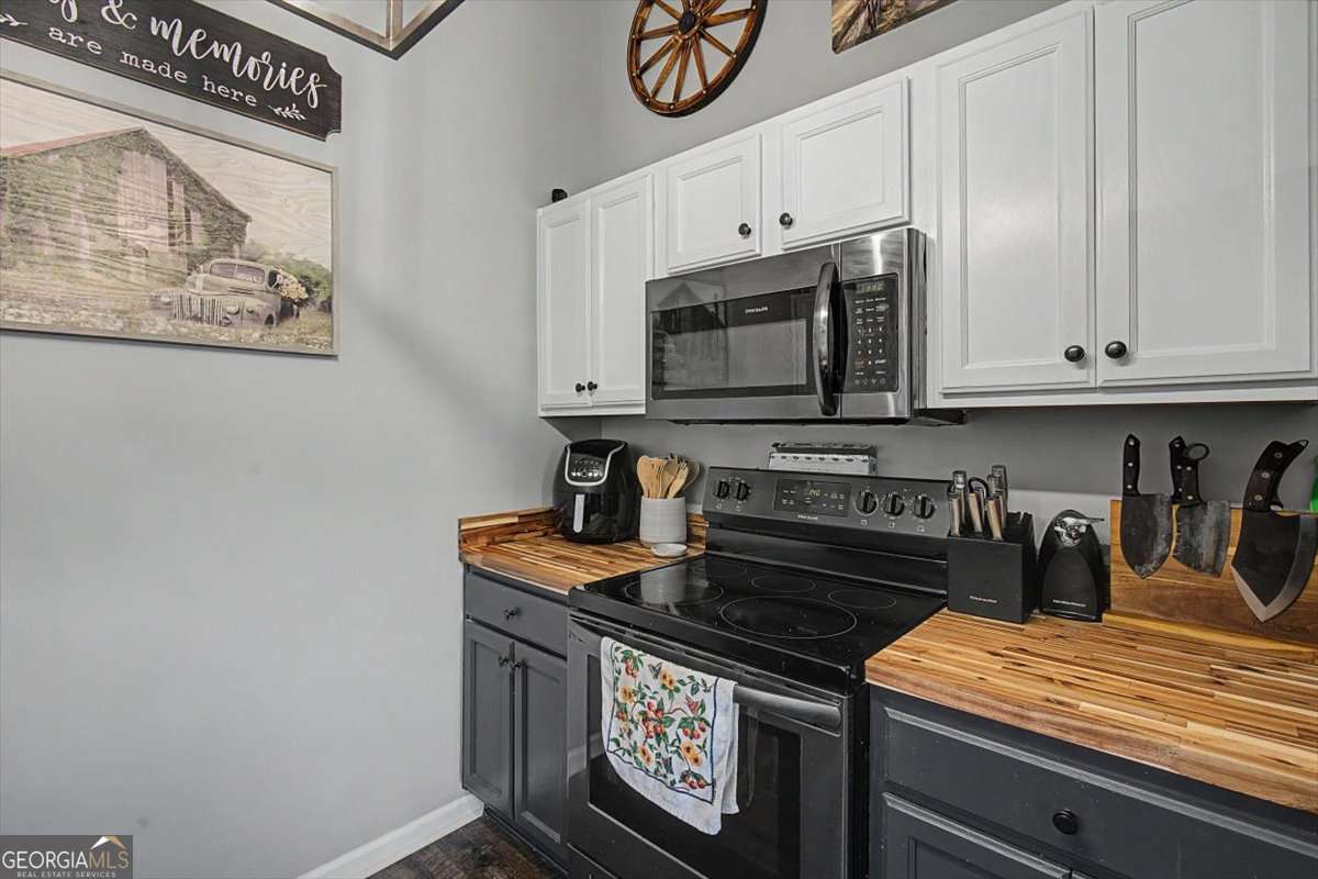 1216 Hardin Bridge Road Property Photo 11