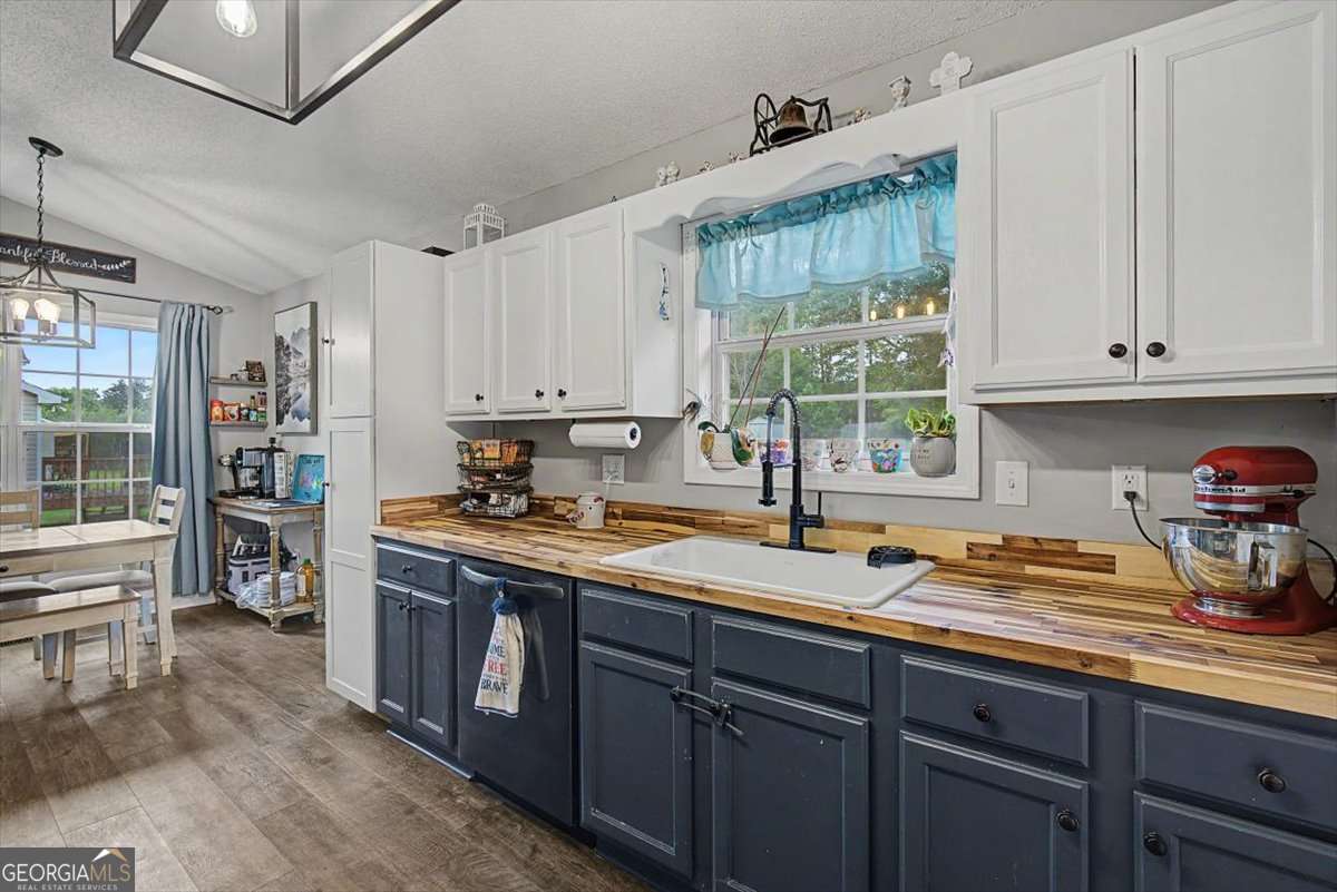 1216 Hardin Bridge Road Property Photo 14