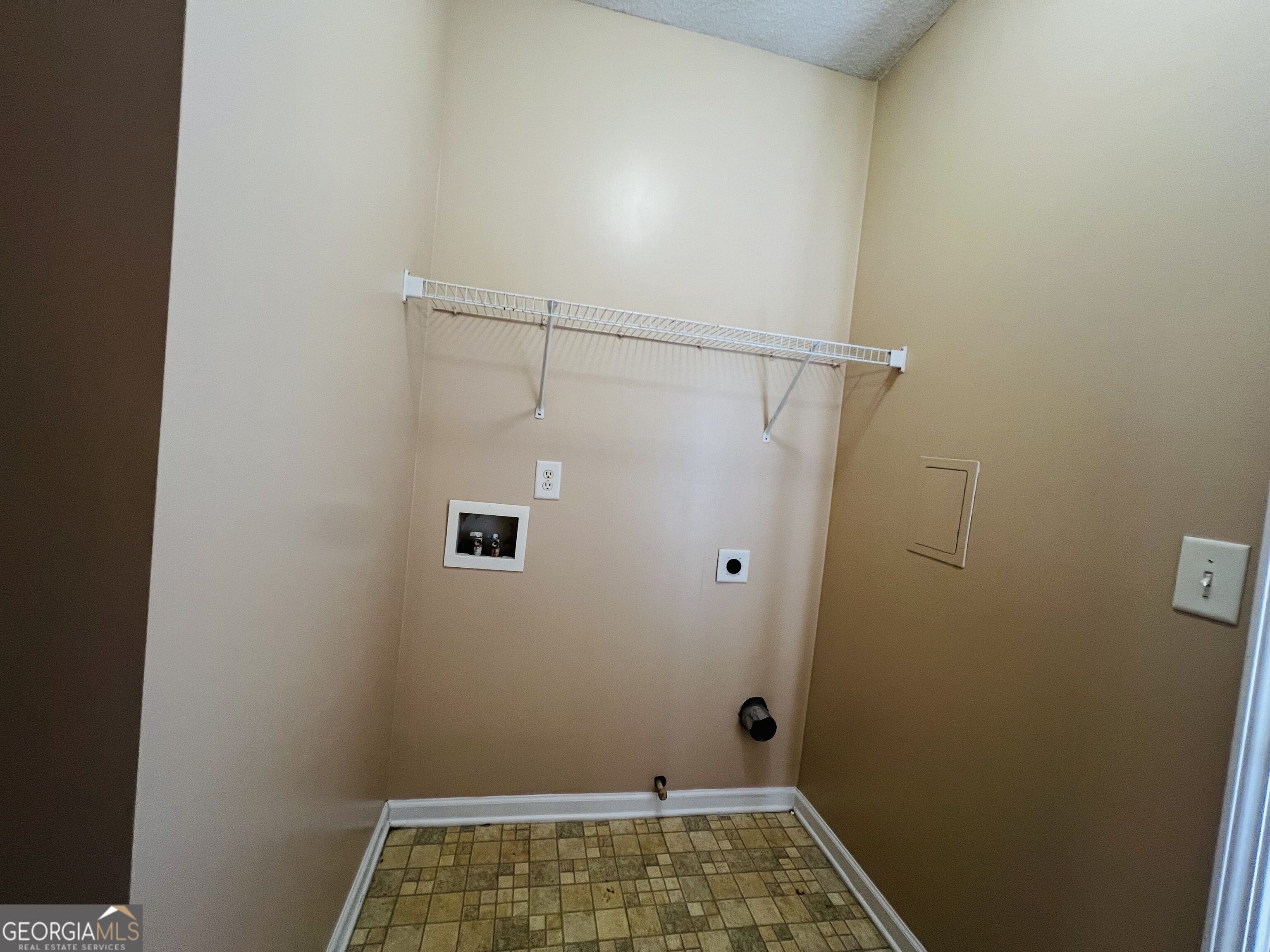 340 Dressage Court Property Photo 9