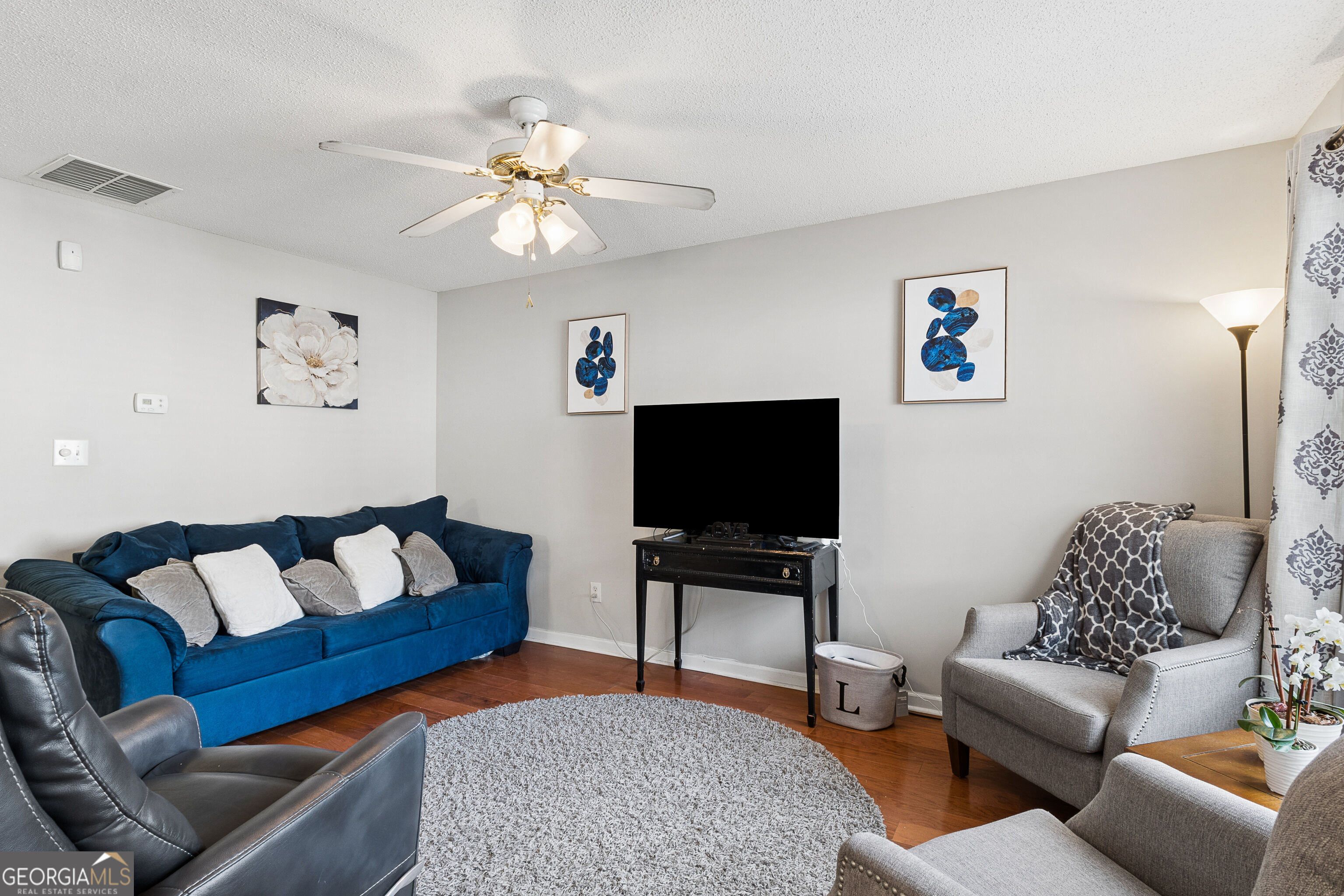 253 Gallant Court Se # 17 Property Photo 6