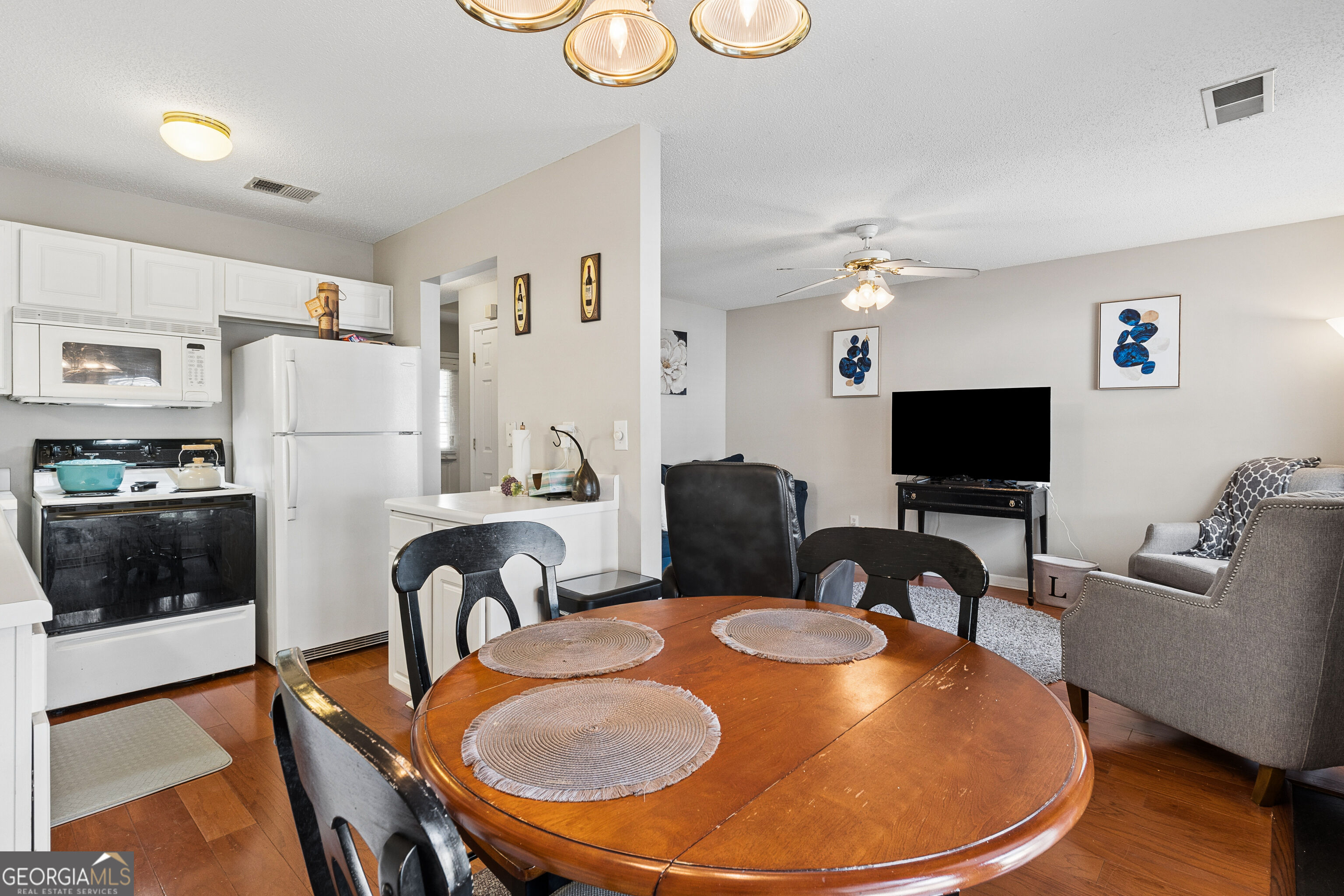 253 Gallant Court Se # 17 Property Photo 12