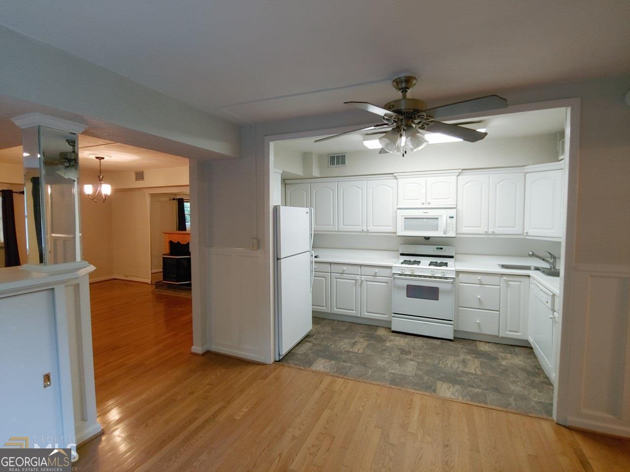 76 Laurel Forest Circle Ne Property Photo 9