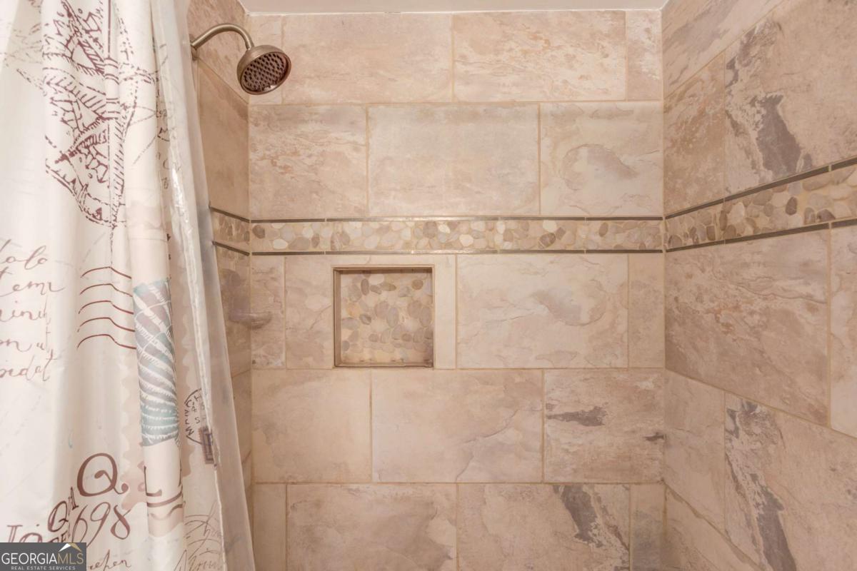 1200 Amhearst Oaks Drive Property Photo 23