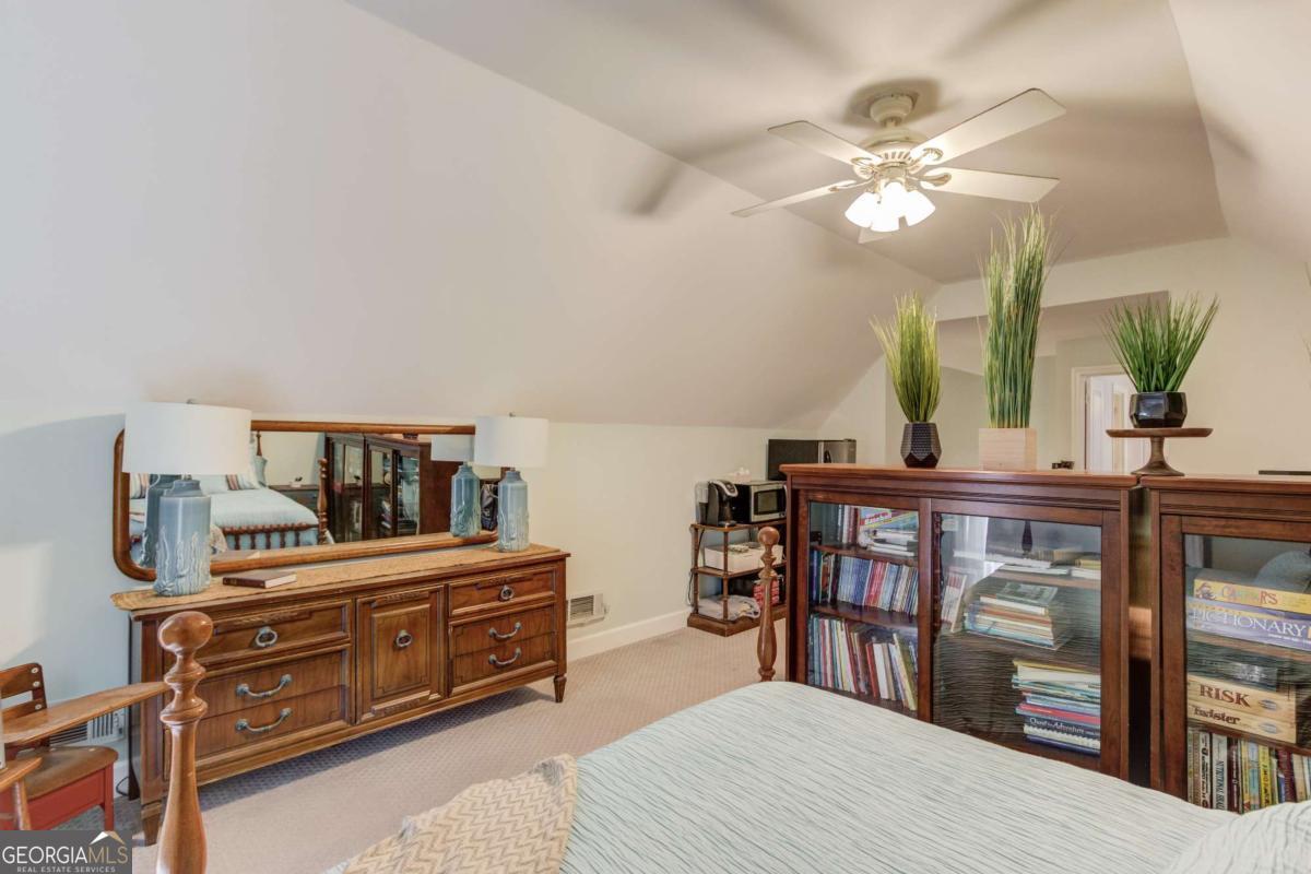 1200 Amhearst Oaks Drive Property Photo 28