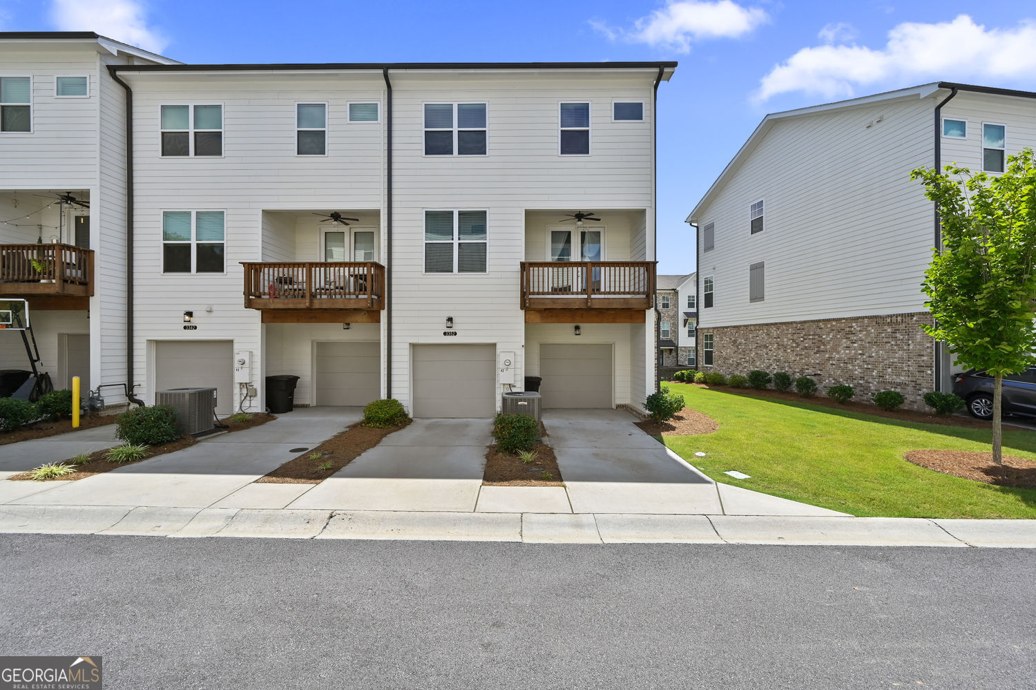 3352 Acorn Harvest Lane Property Photo 6