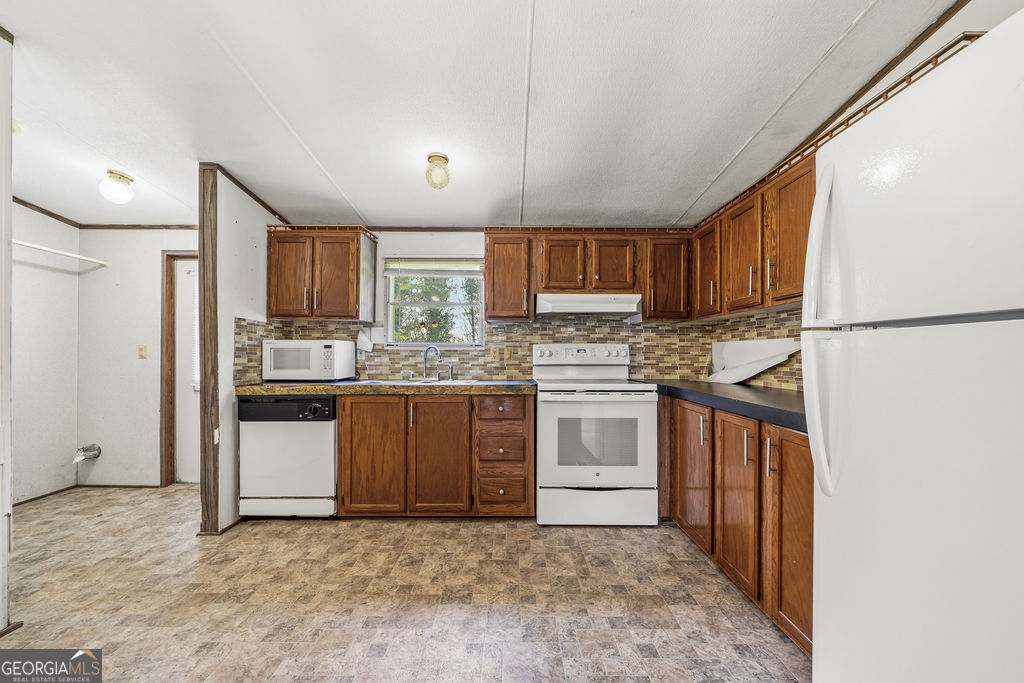 2092 Sand Rock Avenue Property Photo 4