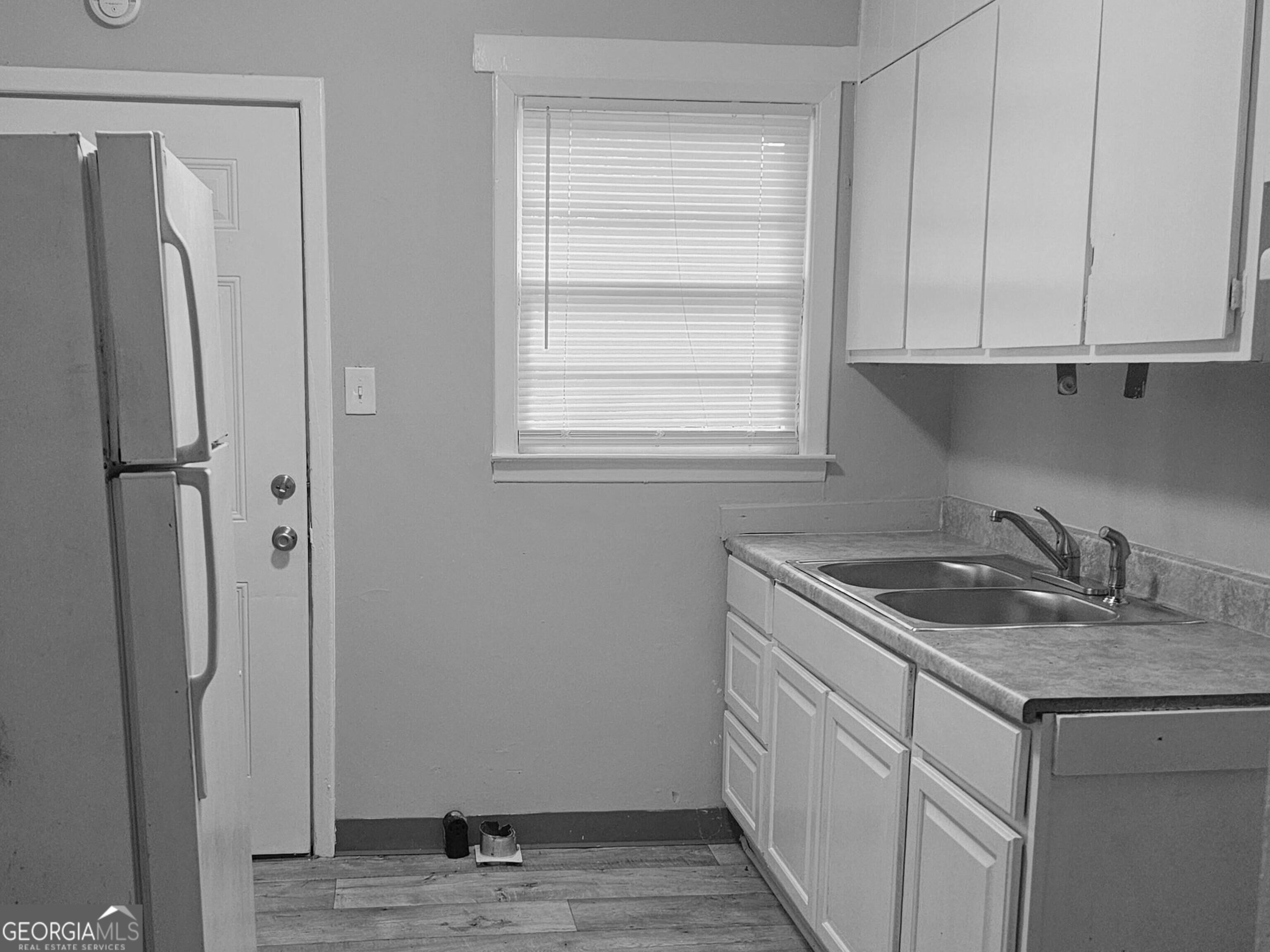 2081 Adams Avenue # 4 Property Photo 4