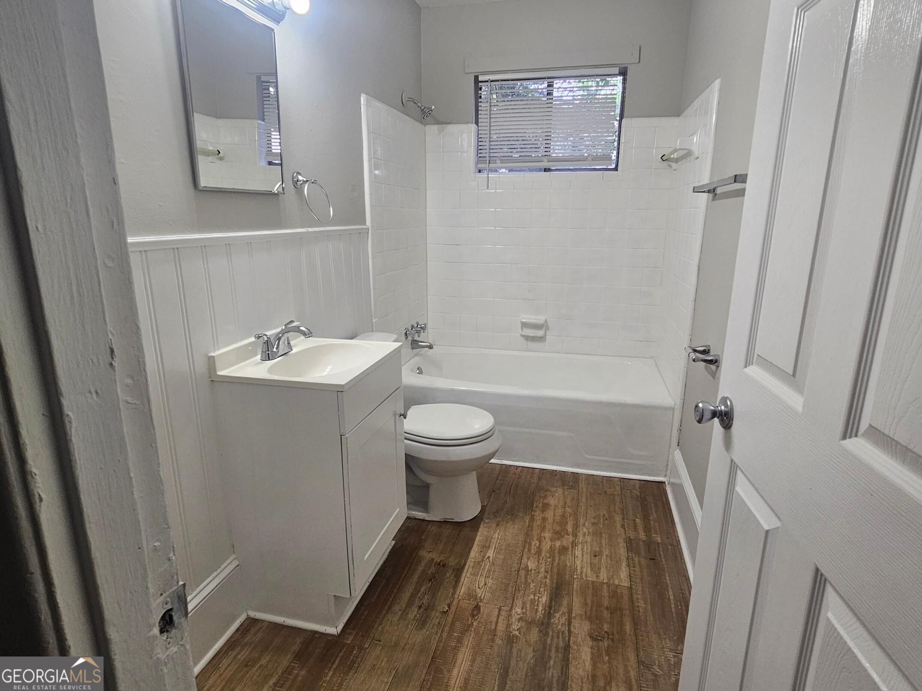 2081 Adams Avenue # 4 Property Photo 5