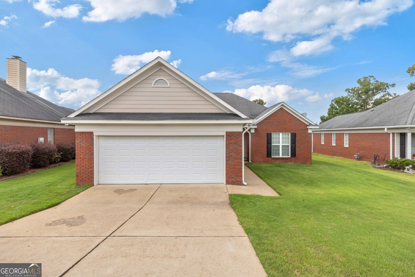 1035 Woodville Drive Property Photo 2