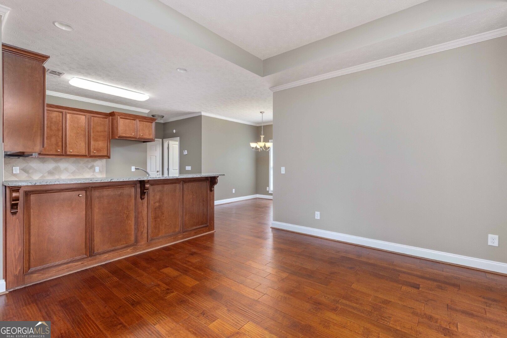 1035 Woodville Drive Property Photo 9