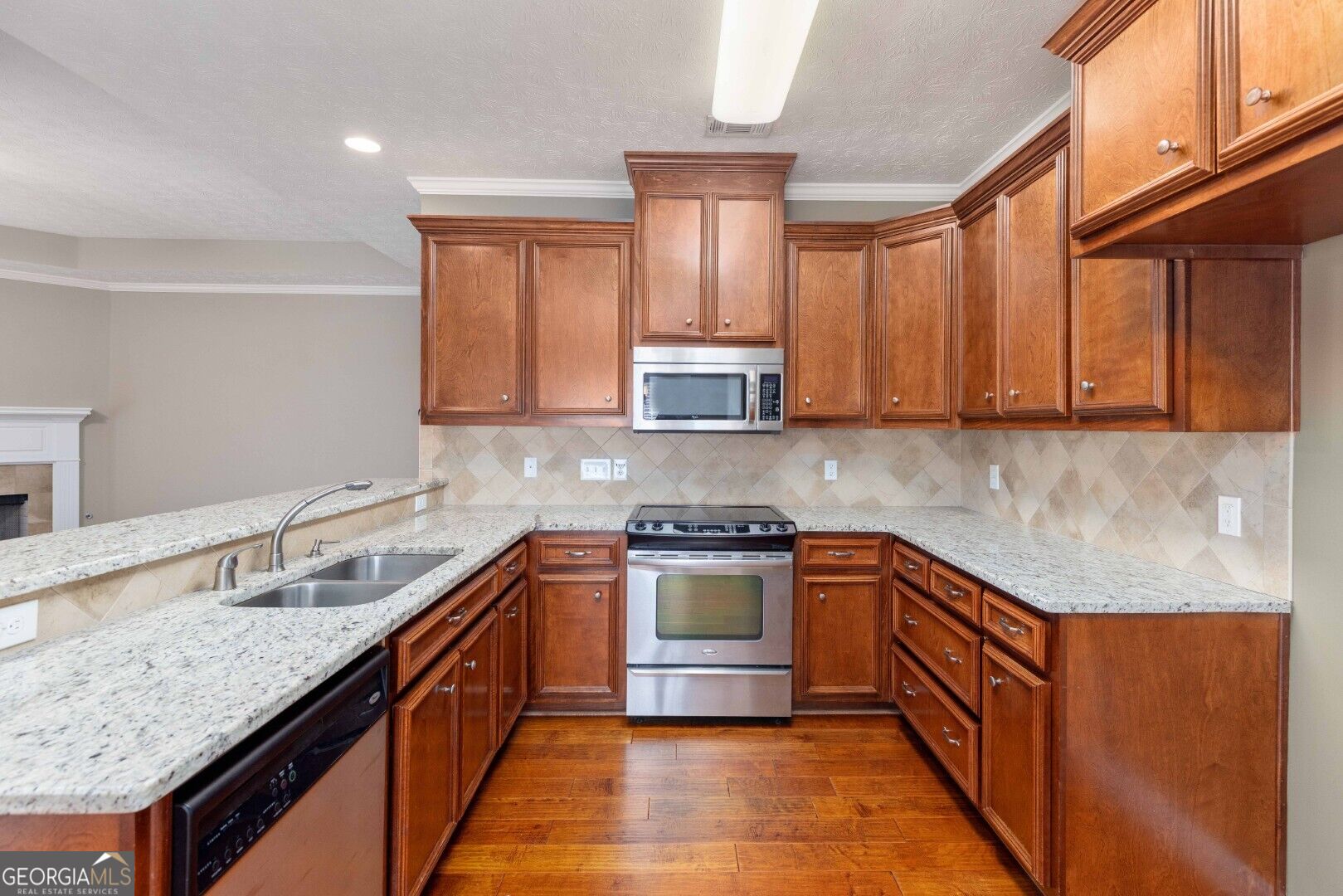 1035 Woodville Drive Property Photo 11