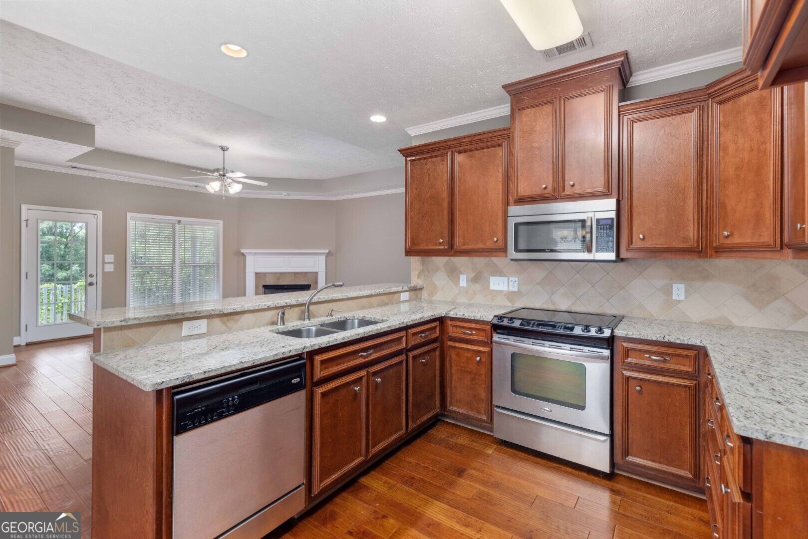 1035 Woodville Drive Property Photo 12