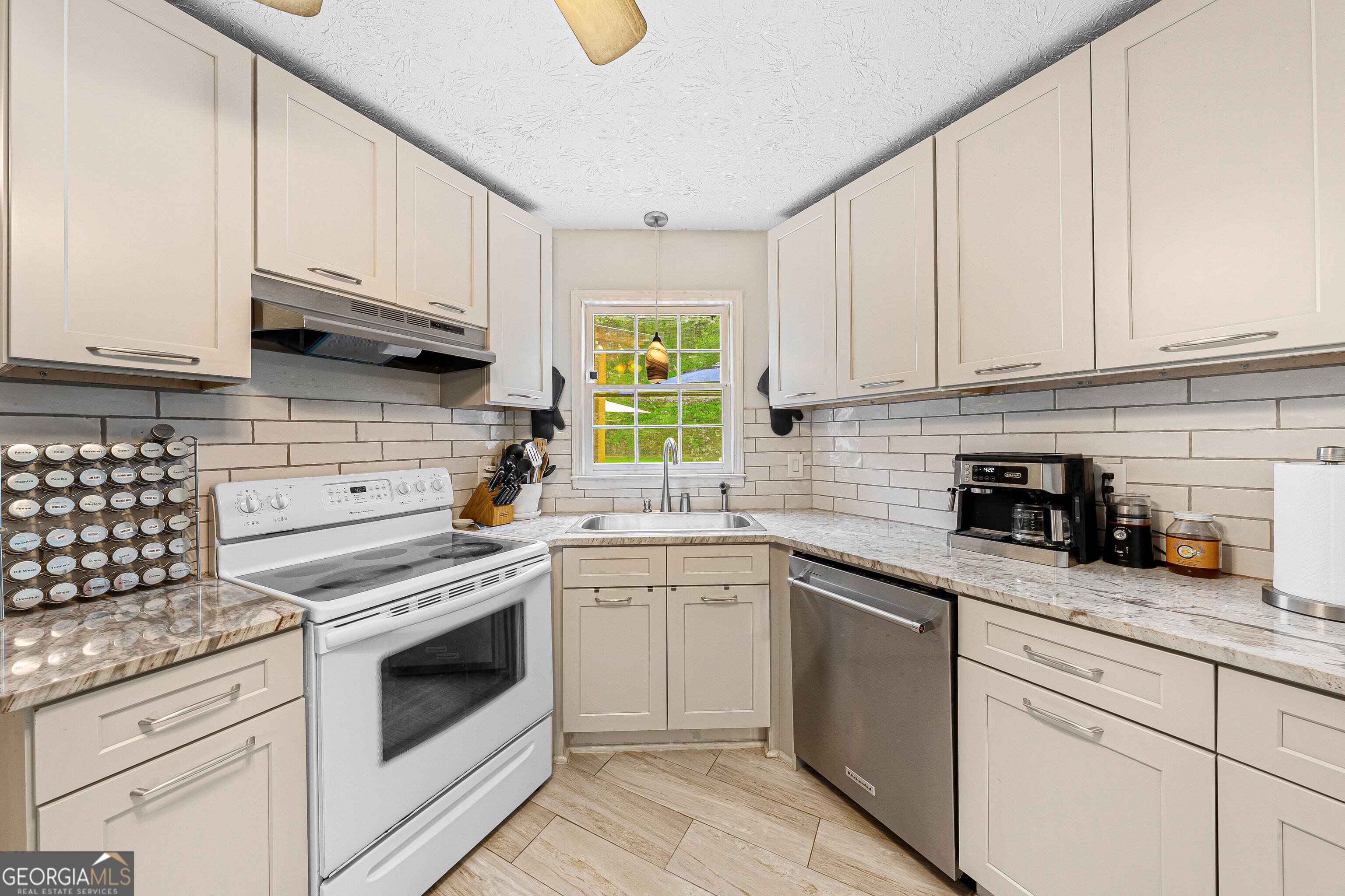 2460 Arbour Trace Terrace Property Photo 10