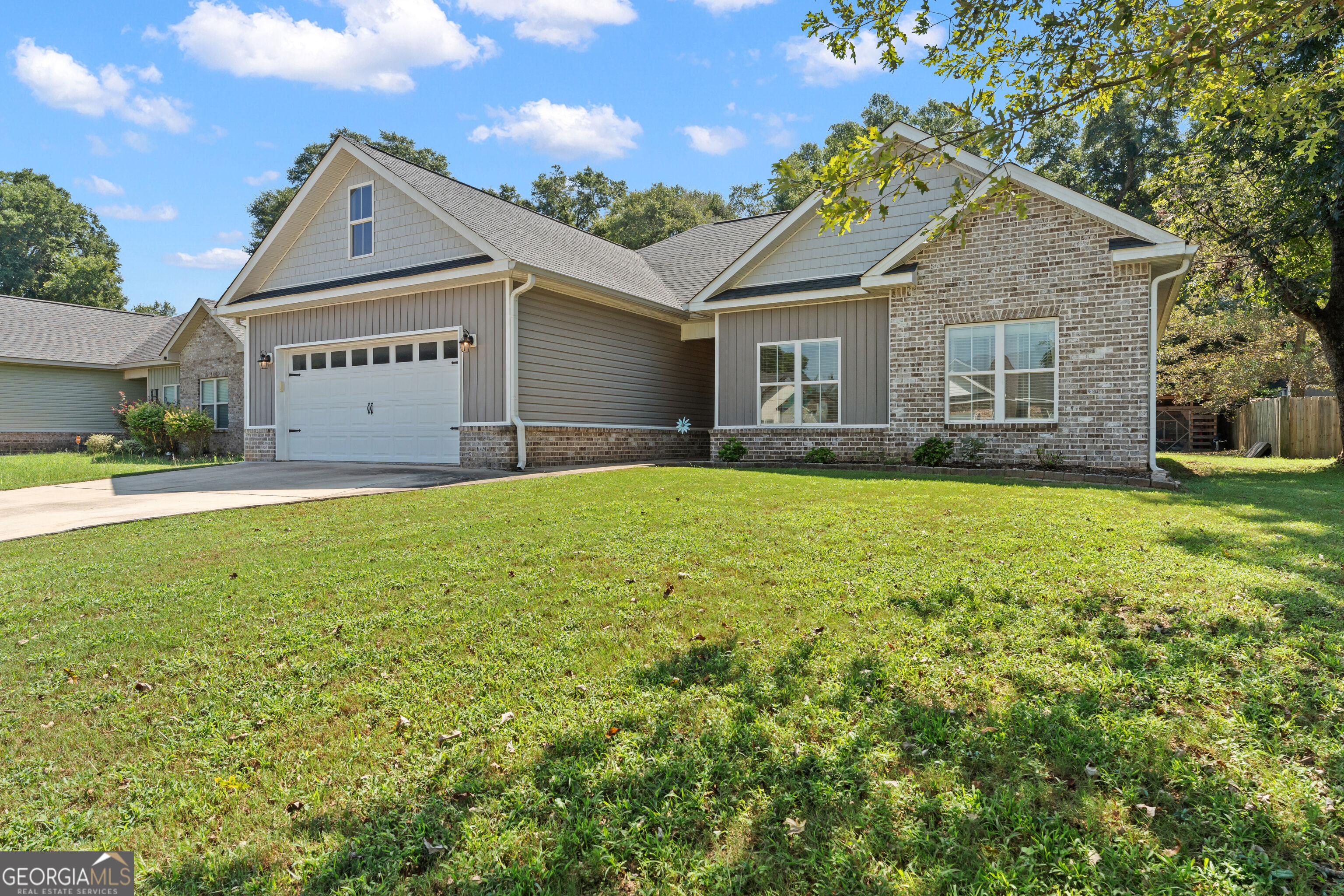 204 Dennard Drive Property Photo 2