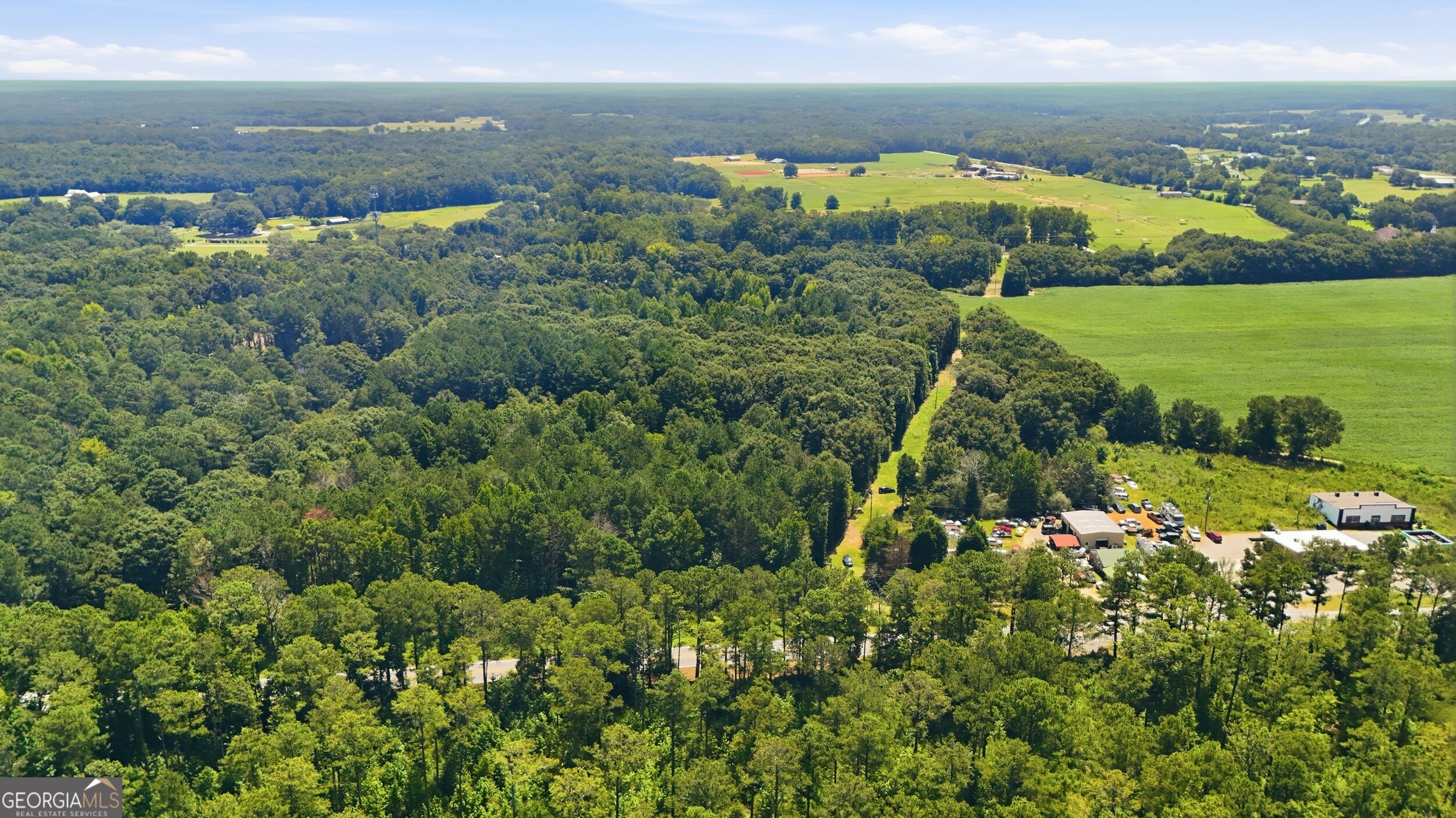 5374 Macon Highway Property Photo 4