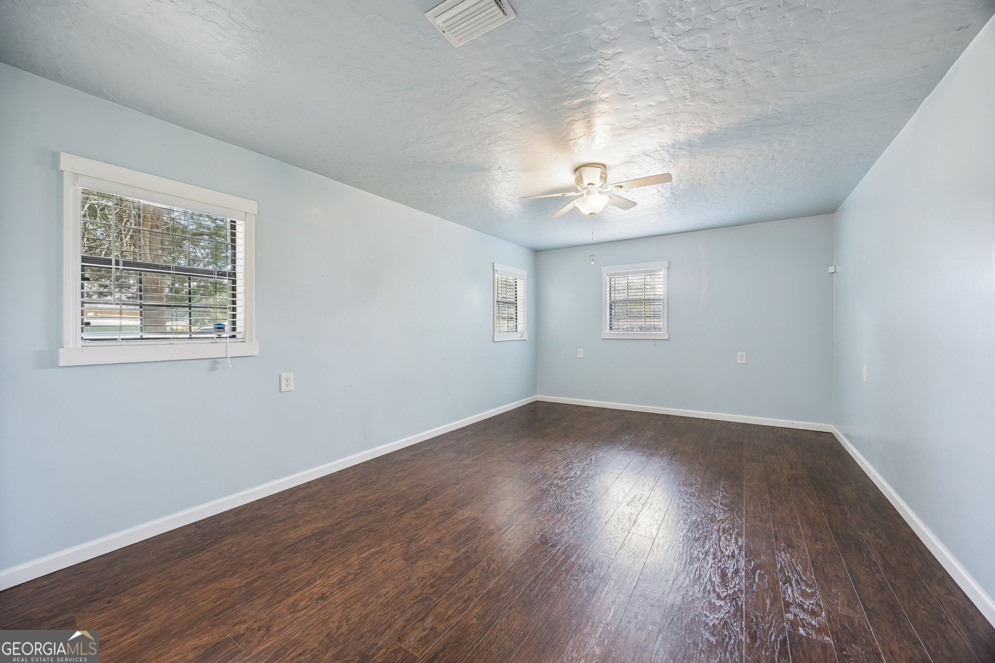 338 Charles Street Property Photo 12