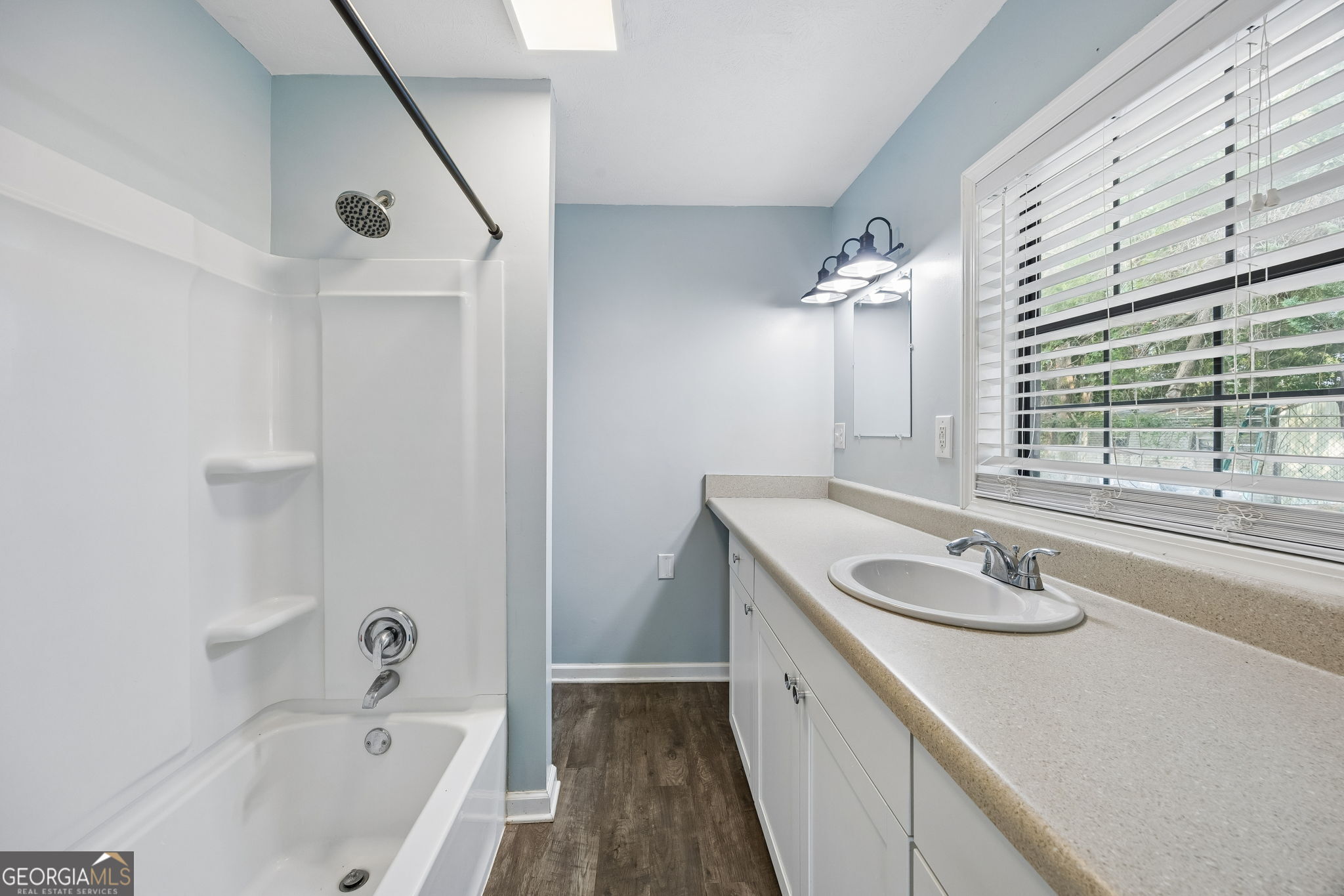 338 Charles Street Property Photo 15
