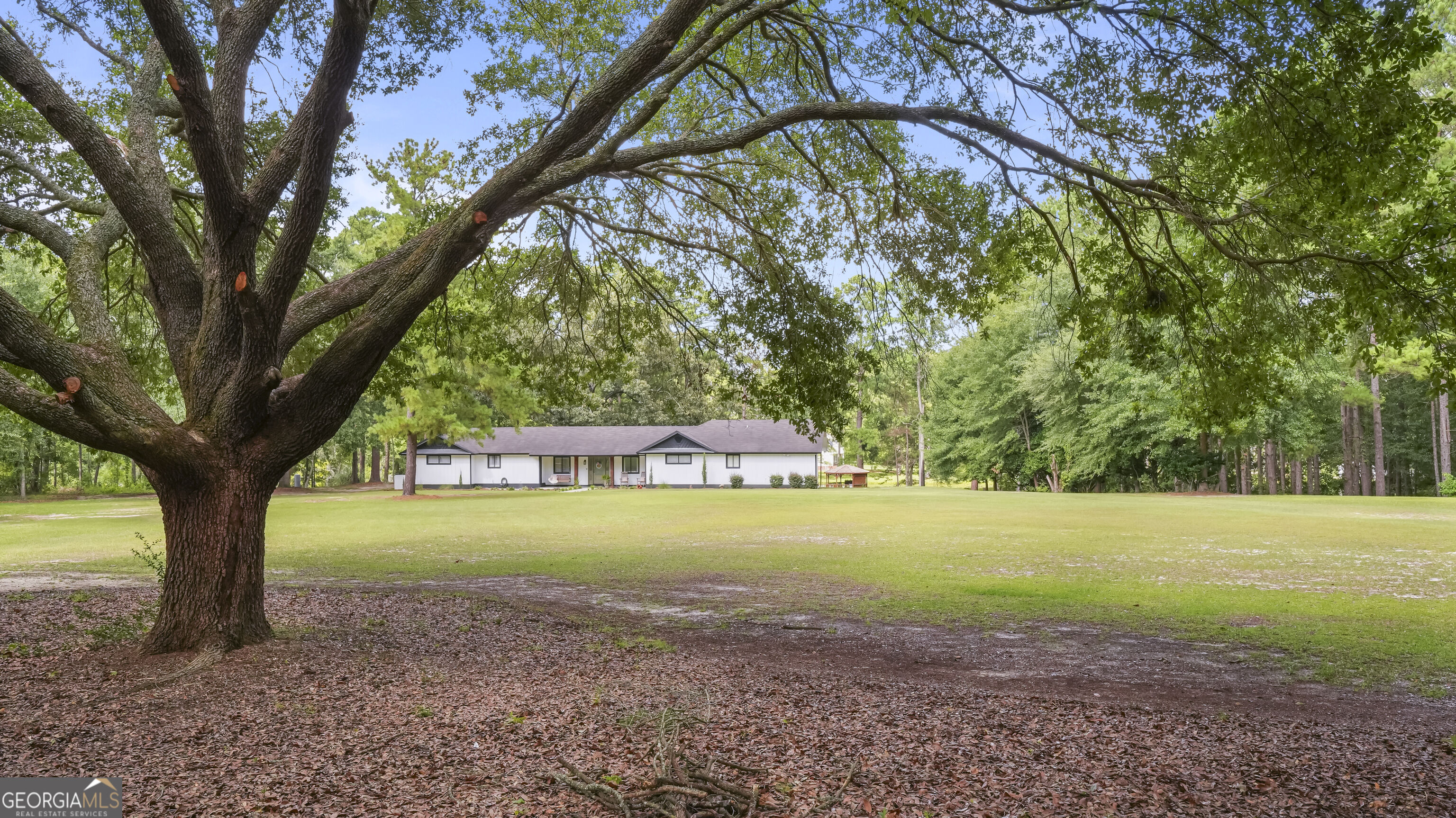 130 Austin Court Property Photo 1