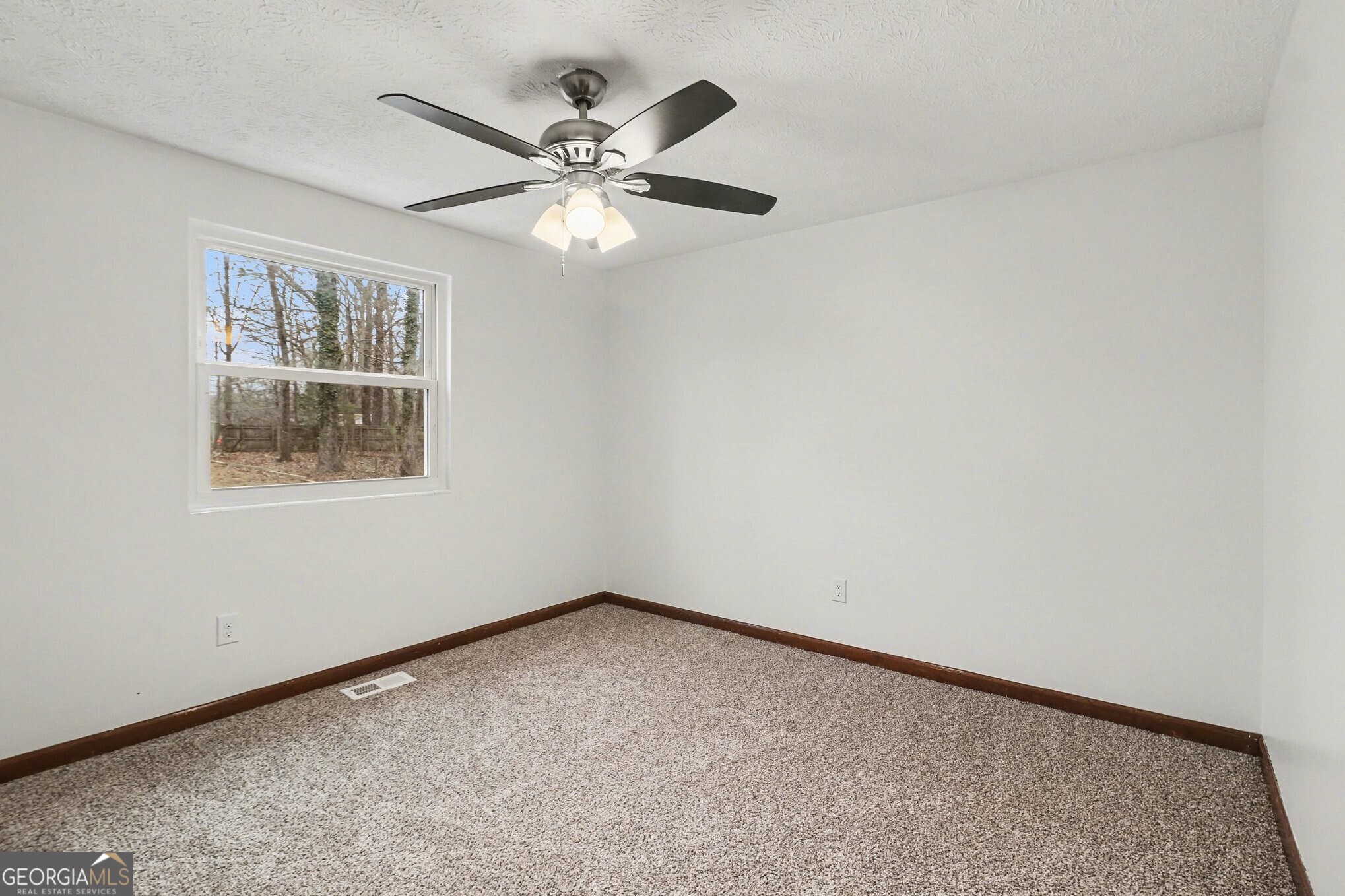 3864 Yeager Road Property Photo 13