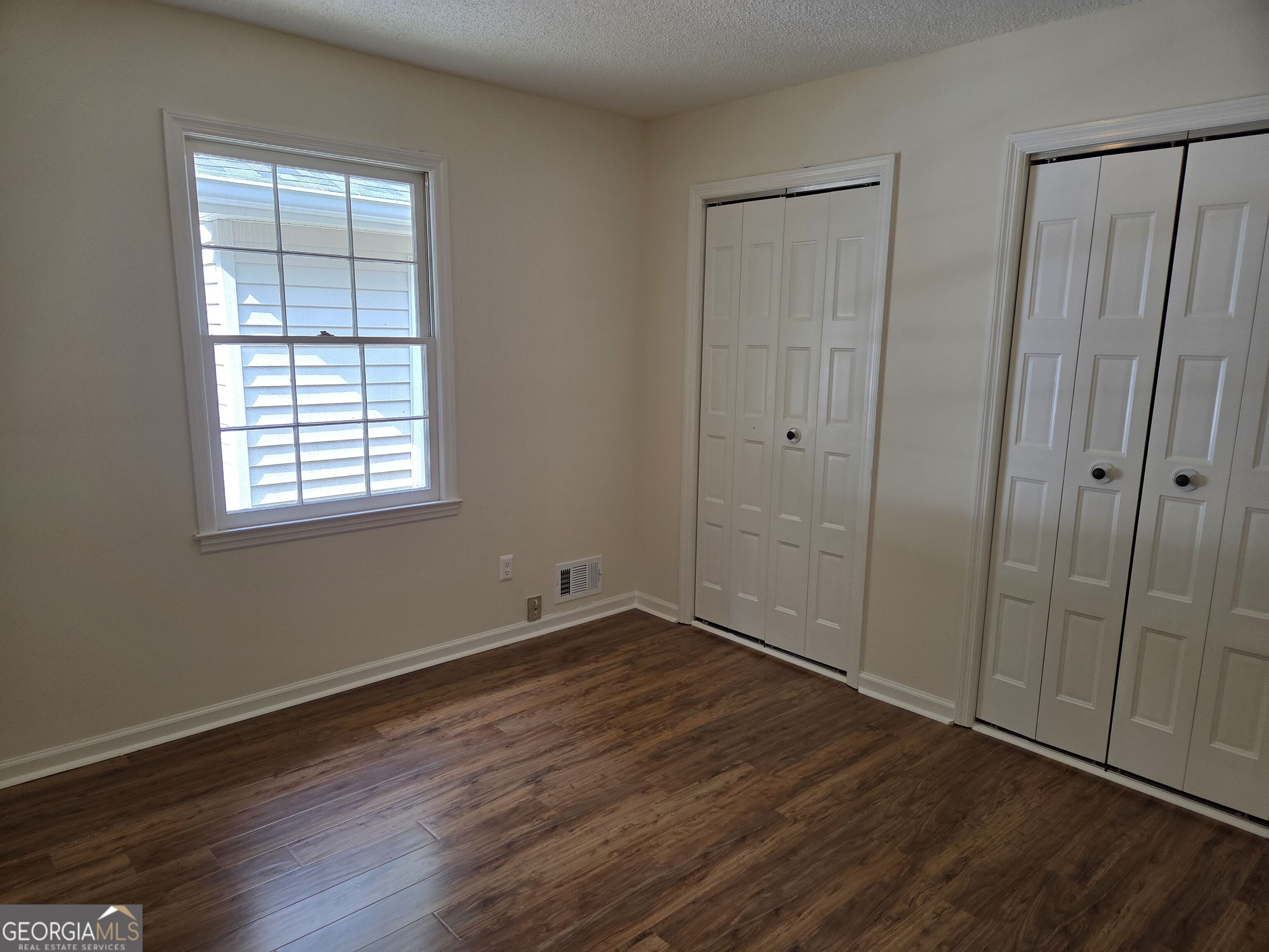 984 Overlook Drive Property Photo 21