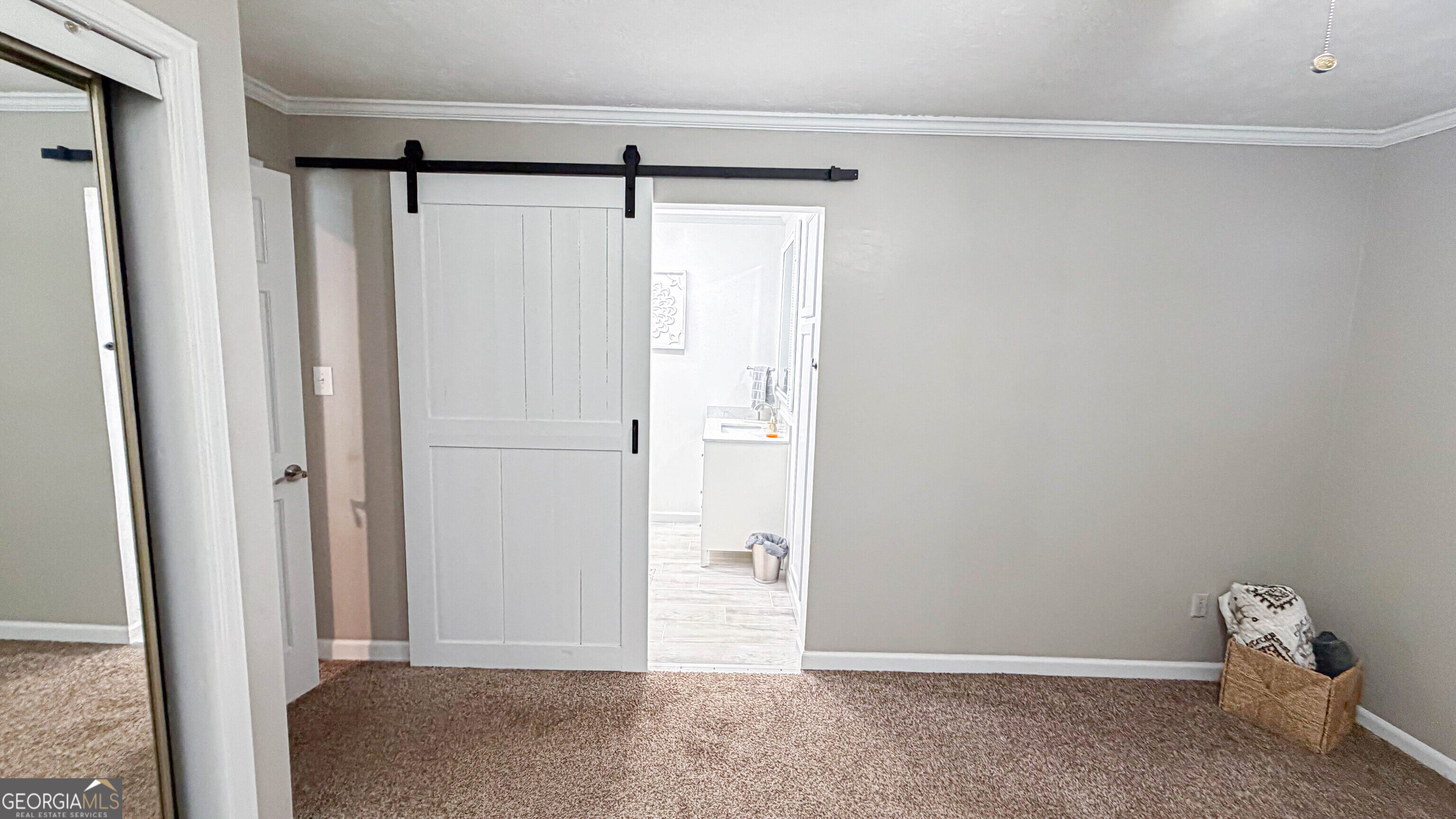 11 Edgewater Court Property Photo 56