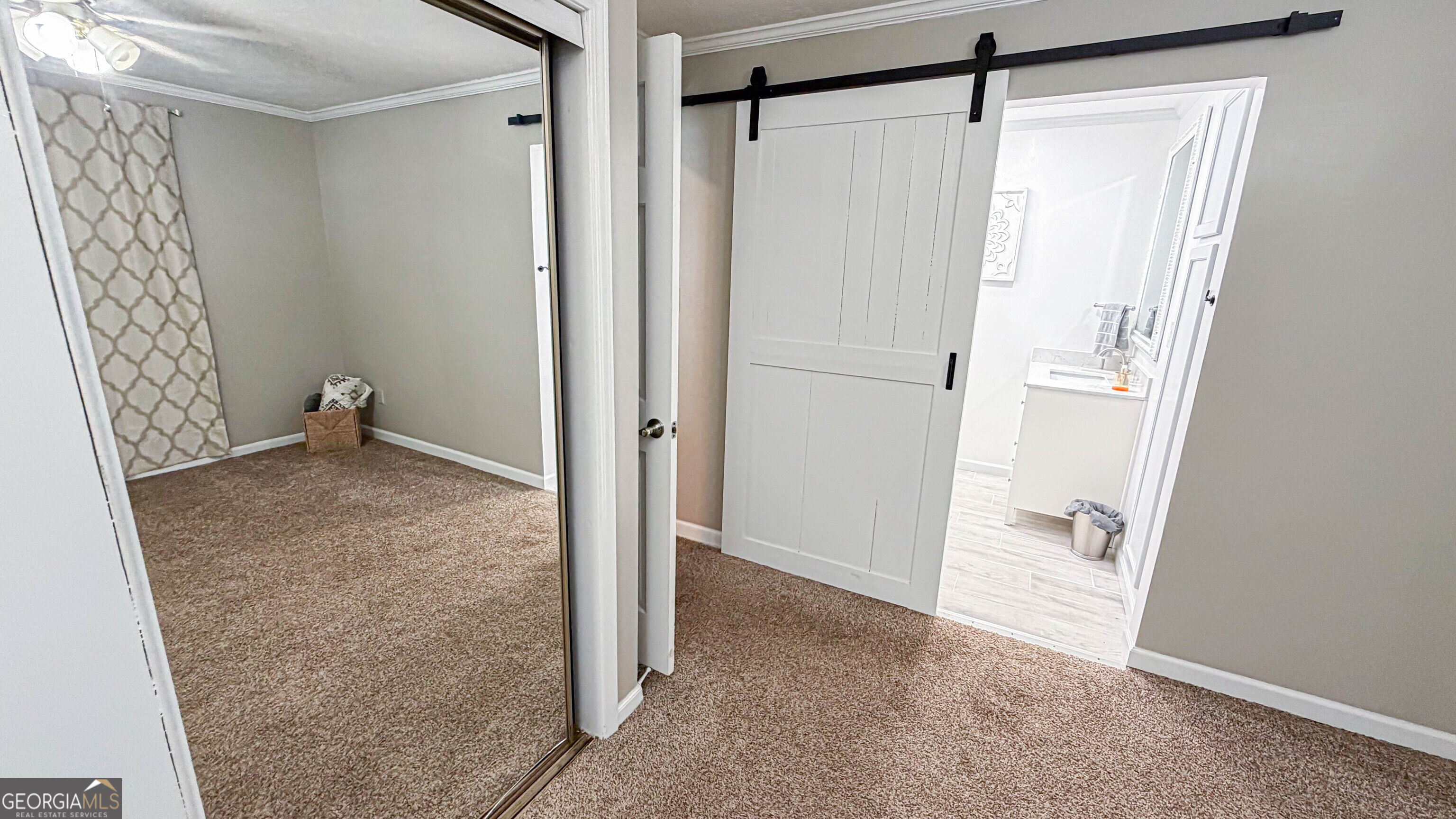 11 Edgewater Court Property Photo 57