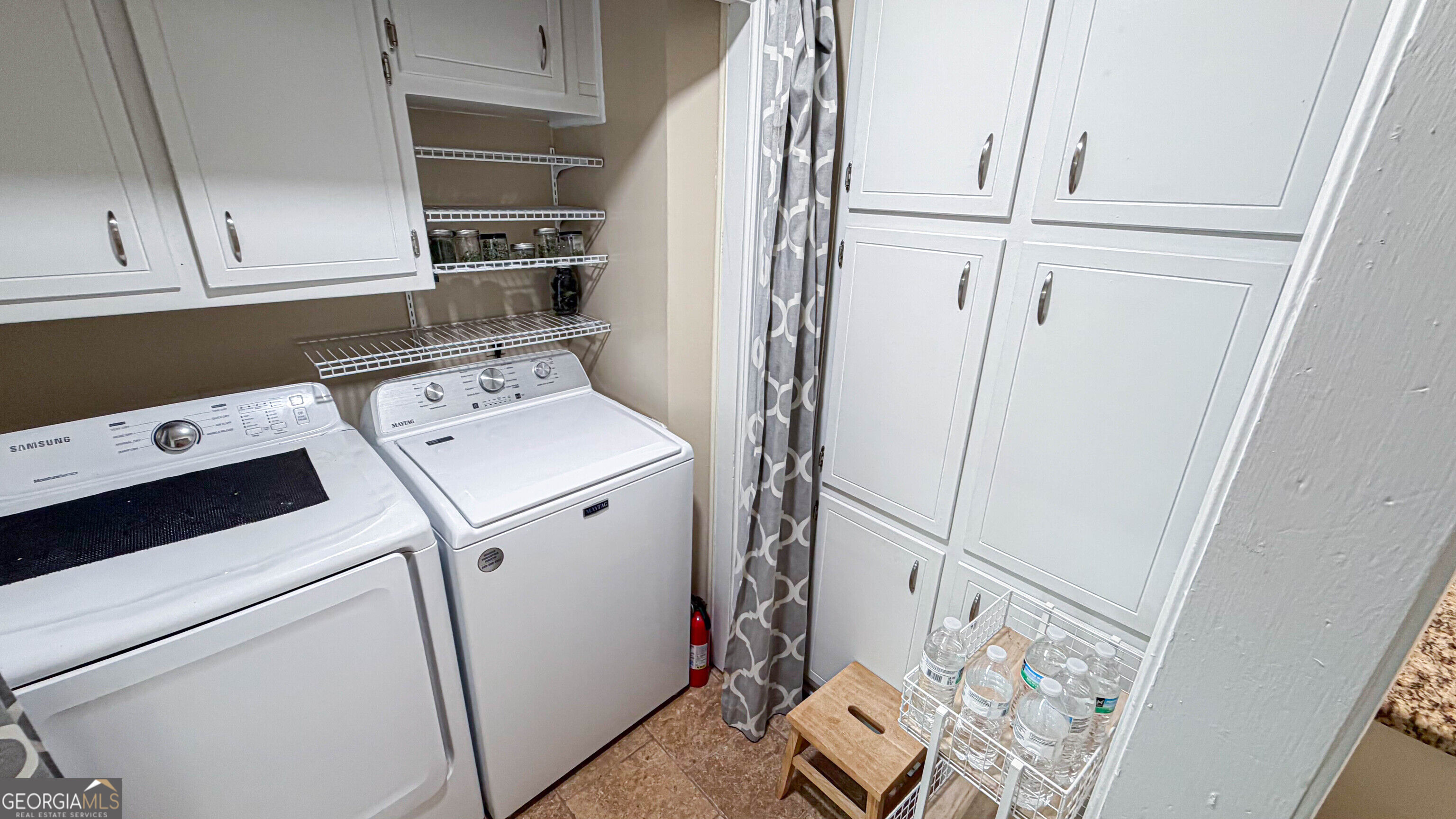 11 Edgewater Court Property Photo 80