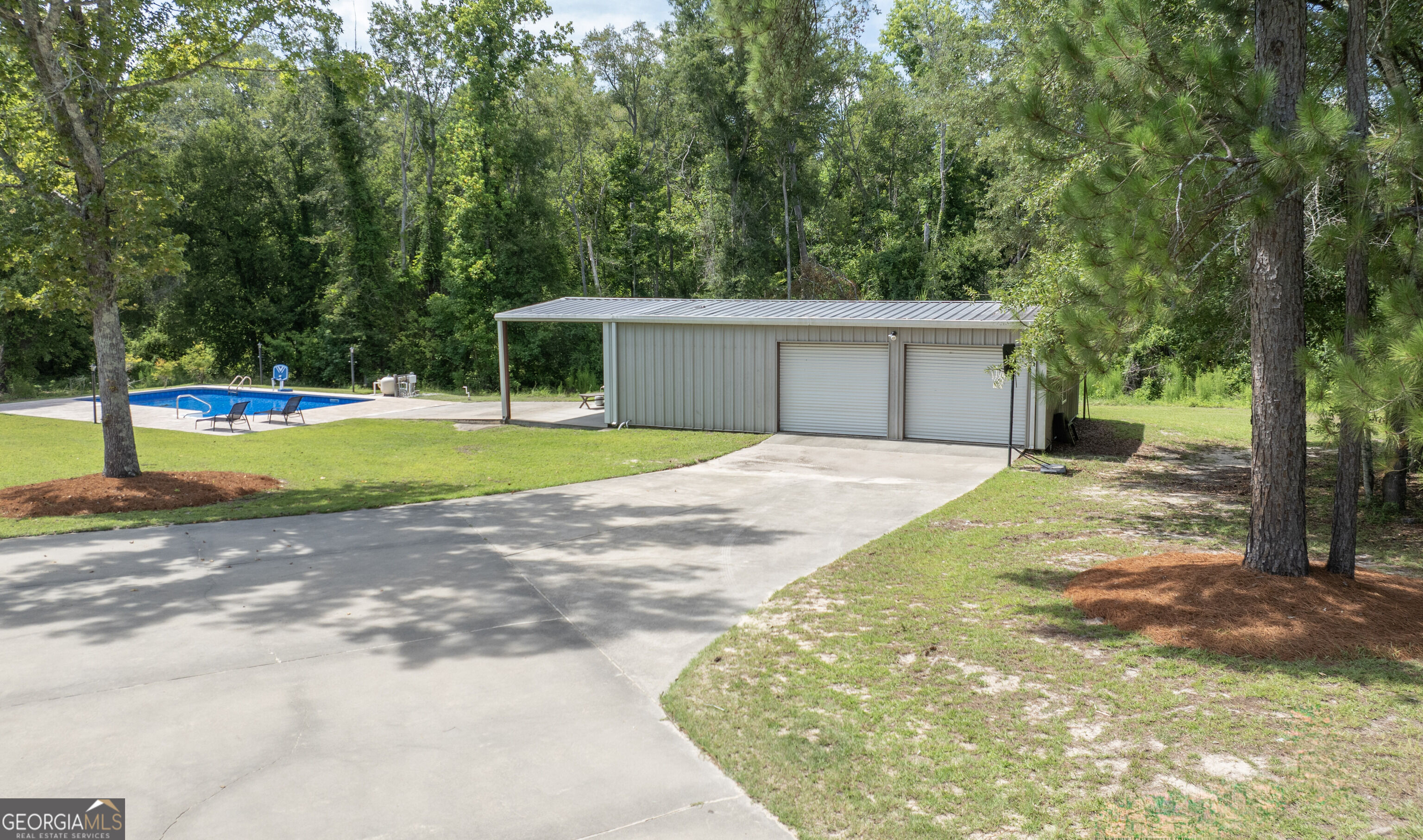 449 Roscoe Smith Property Photo 12