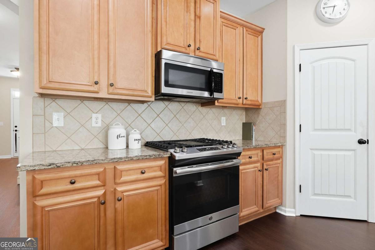 2710 Evan Manor Lane Property Photo 12