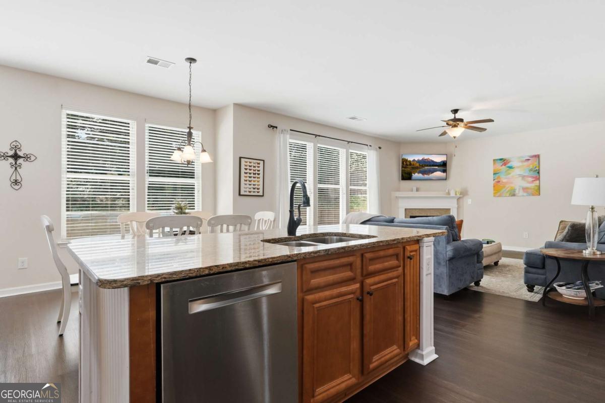 2710 Evan Manor Lane Property Photo 13